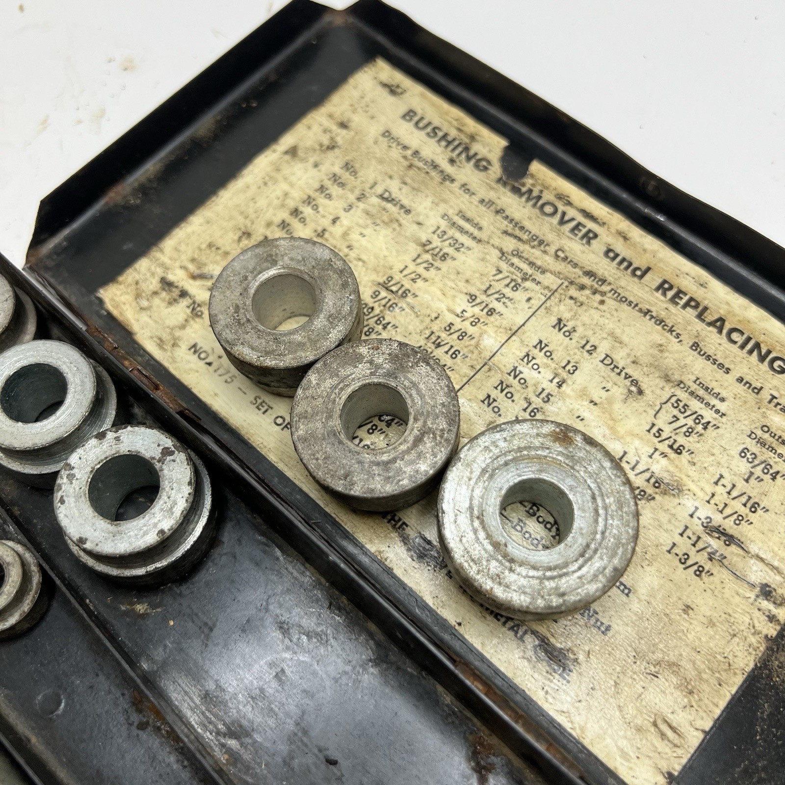Vintage Unbrand No 175 Bushing Remover & Replacement Kit w/Metal Case INCOMPLETE
