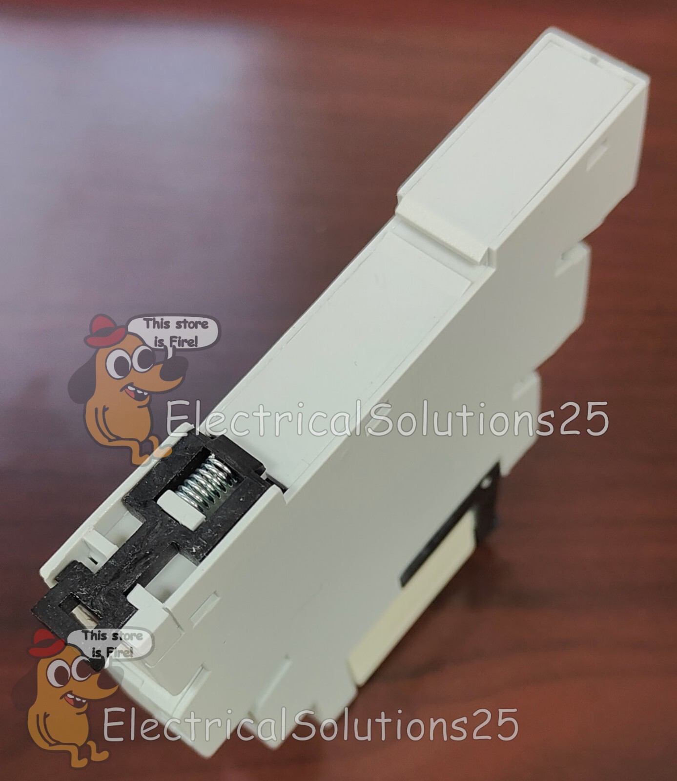 New Allen-Bradley 700-HLT12U1 compact general-purpose relay – Free Shipping