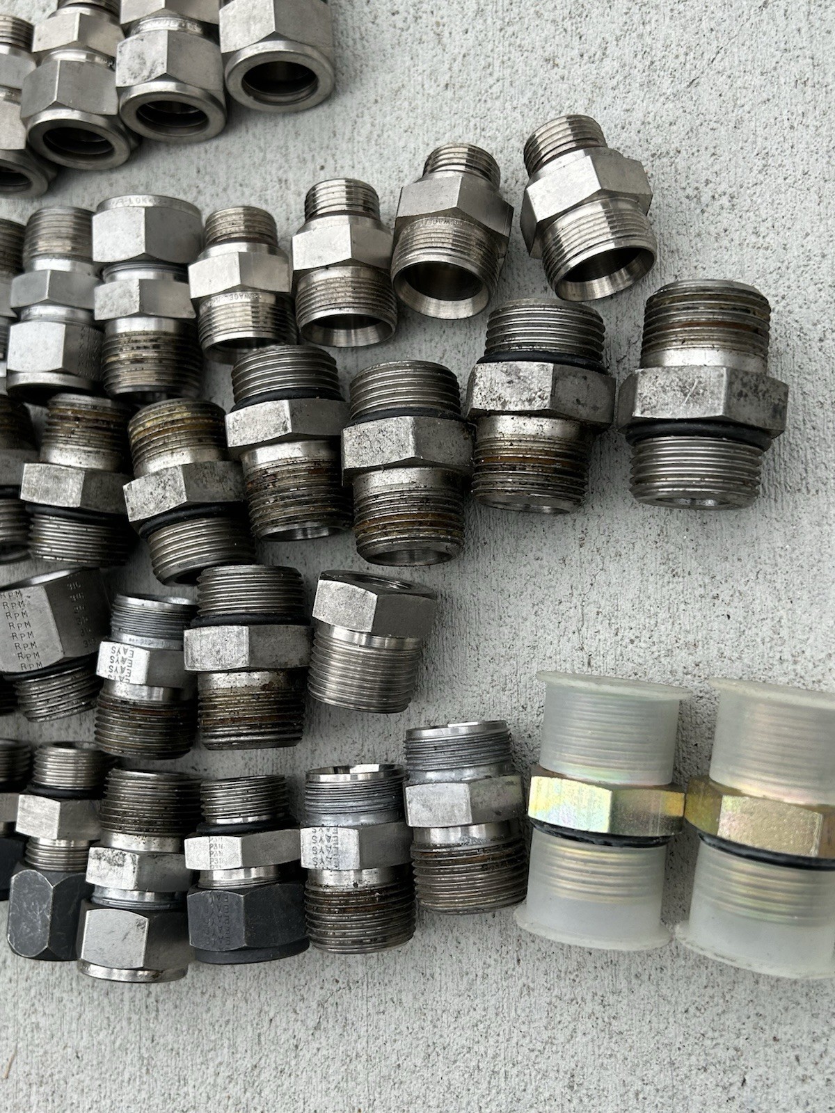 Lot Of 32 Pieces Mixed Style SSP Stainless Steel Fittings Comes As Shown