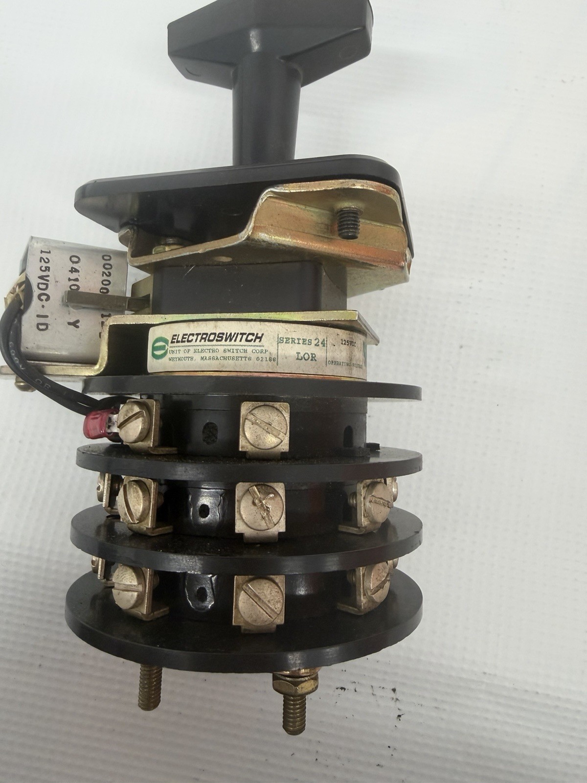 Electroswitch Series 24 LOR Lock Out Relay 7802D 125VDC Used Take Out