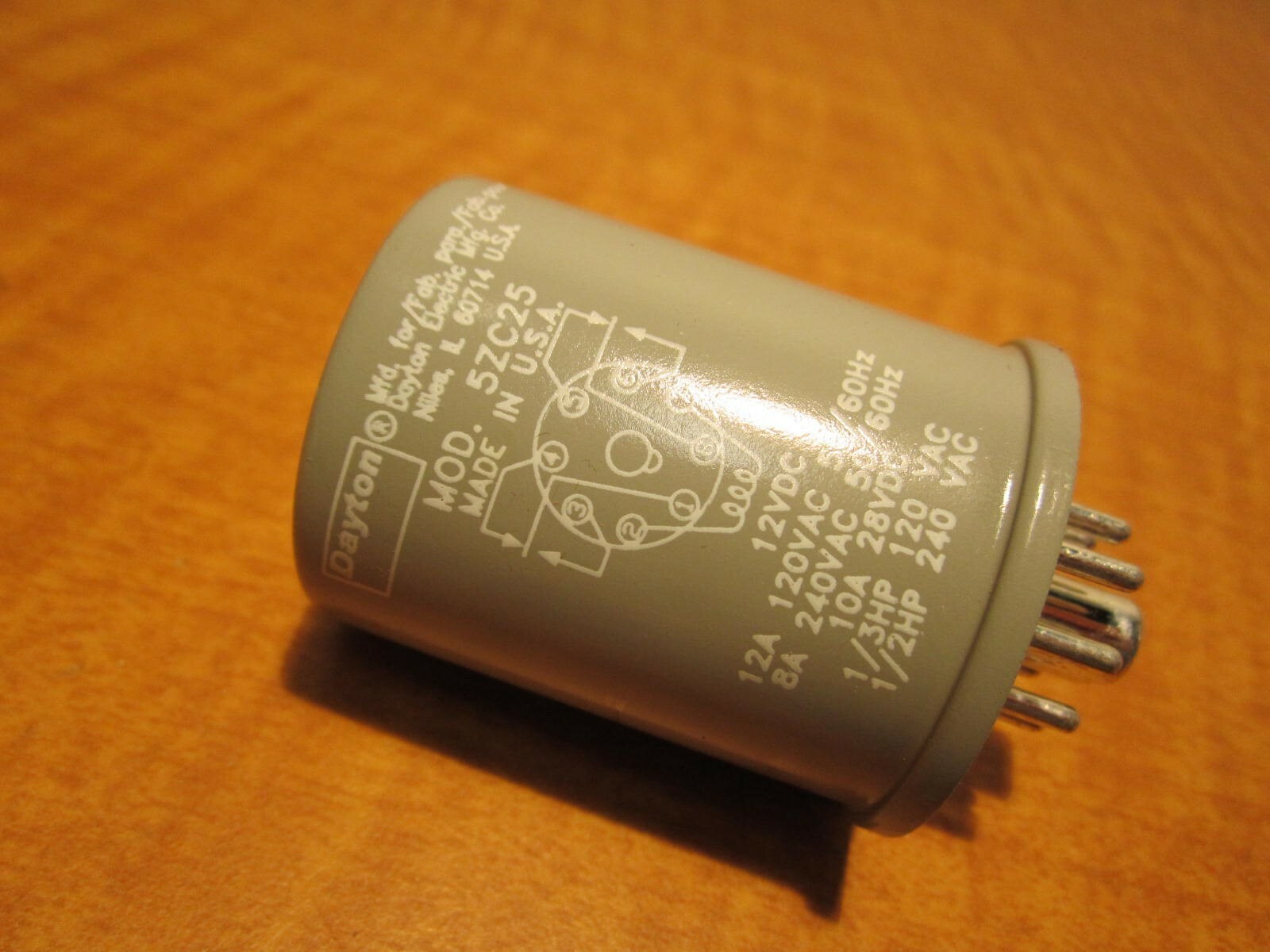 (2) Plug in Relay 8 Pins DPDT 12 Amps 12 VDC 1.22 Coil VA Rating 50/60 Hz NEW