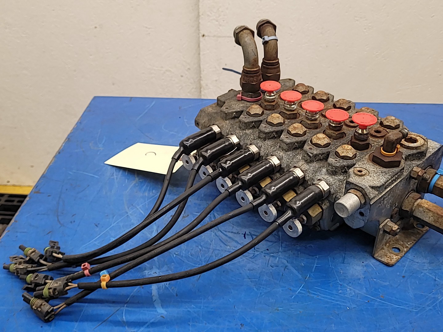 Parker Pulsar Hydraulic 6 Valve Stack Manifold VPL244 Assembly 100670985 Unit C