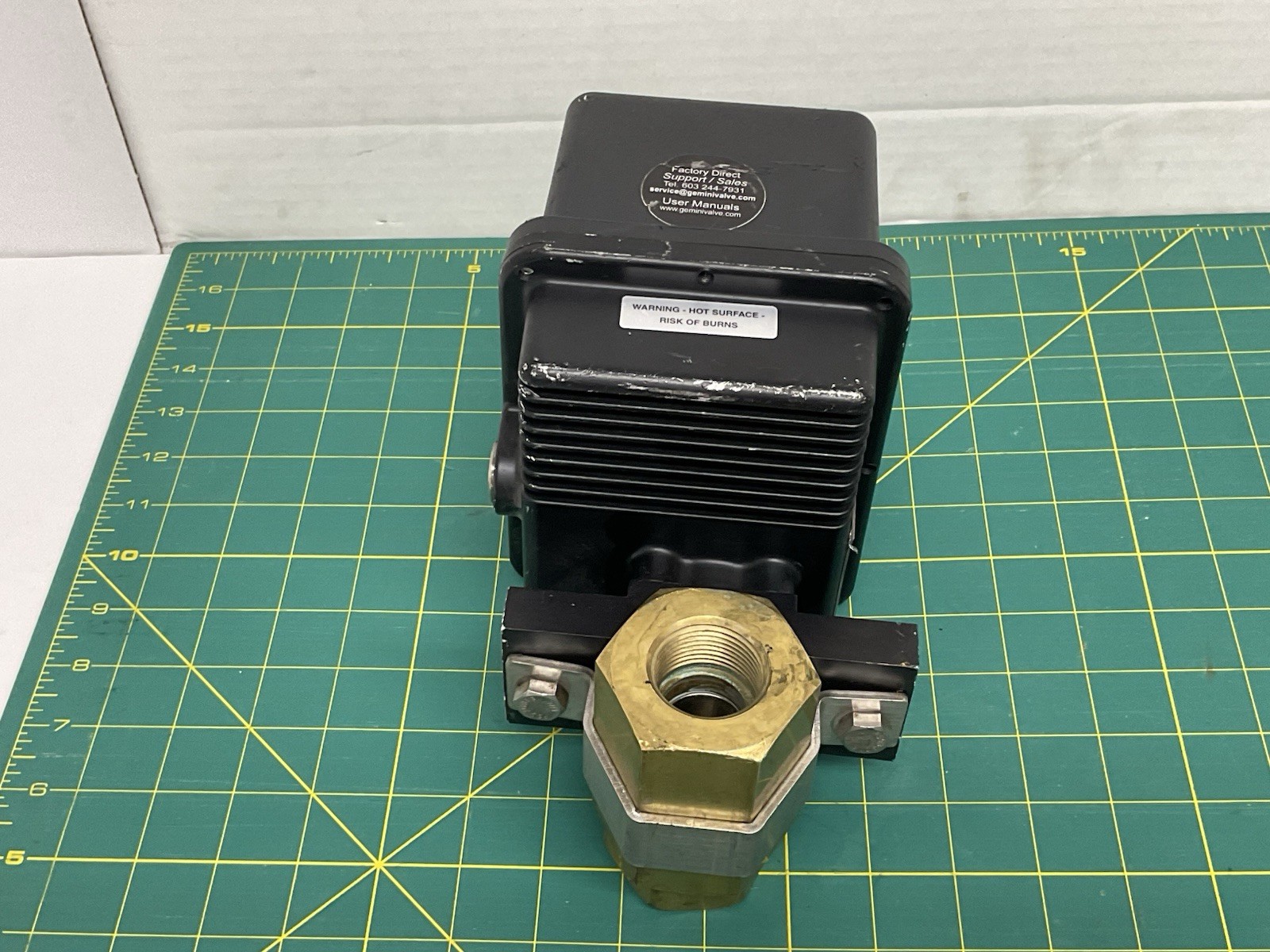 Gemini 630 Electric Valve Actuator 300in-lbs 120VAC 0.50 AMPS Missing Handle