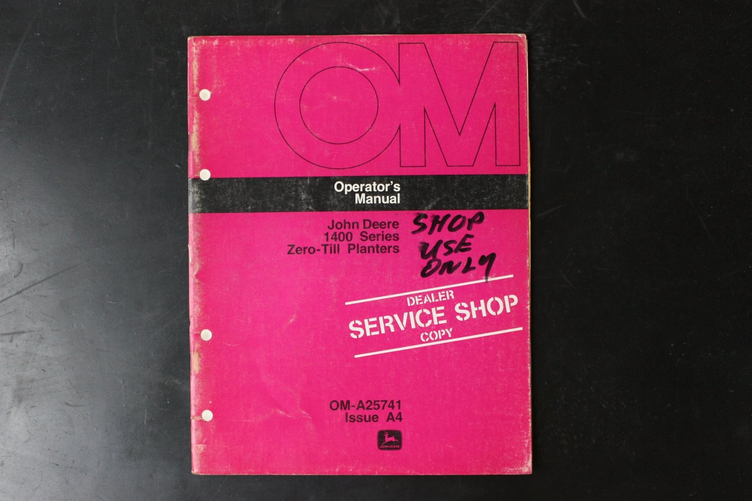John Deere 1400 Series Zero-Till Planters Operator’s Manual OM-A25741 A4