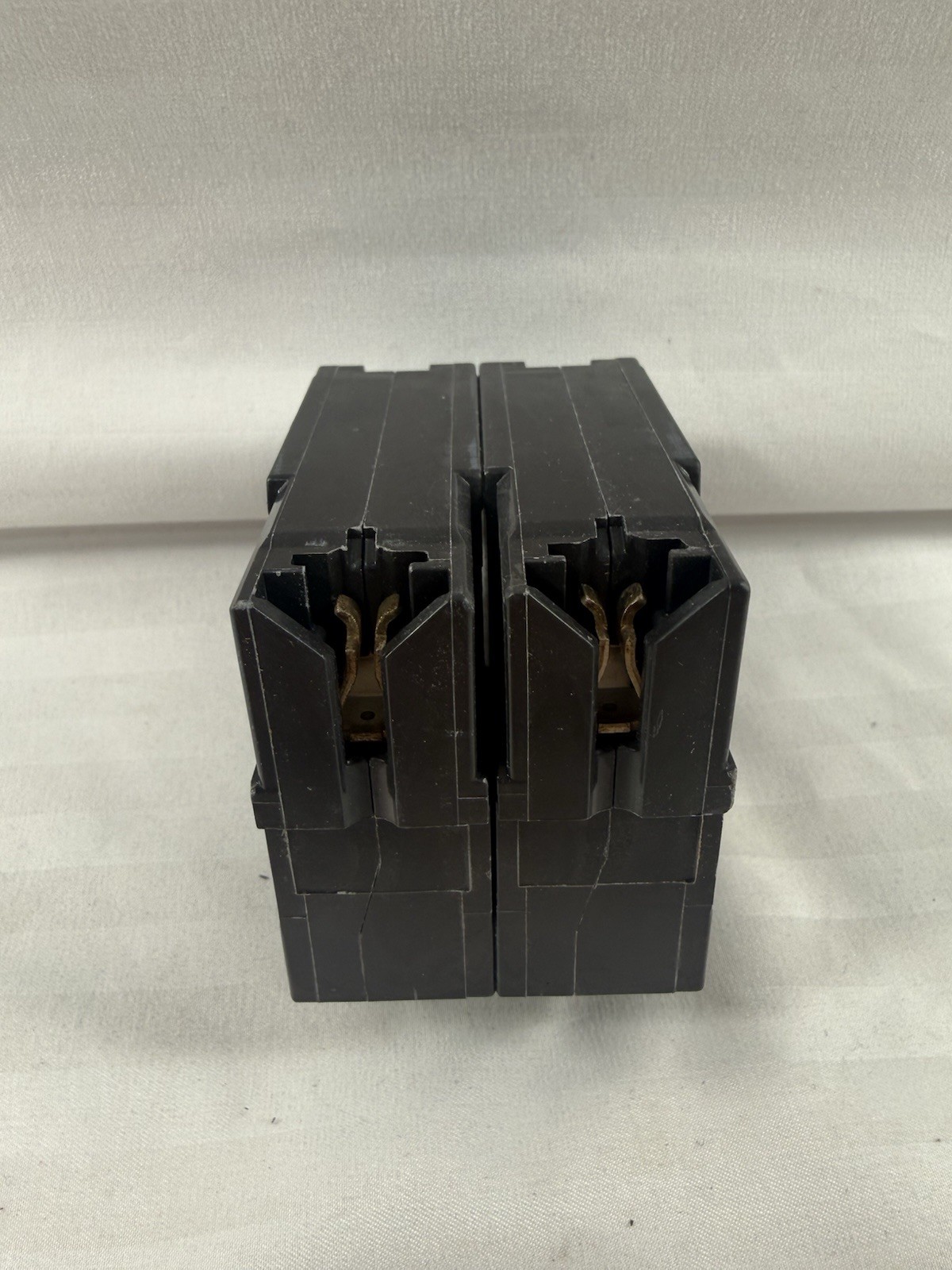 ABB THQB2130 30A 2-Pole Circuit Breaker Thermal Overload 120/240V Plug-In