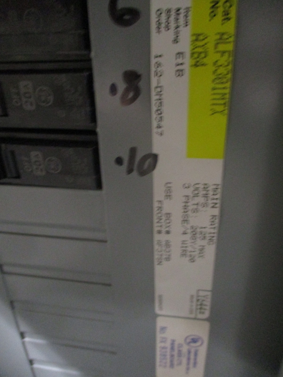 GE Main Lug Circuit Breaker Panel ALF3301MTX 208Y/120V 125A 3Ph 4W Used