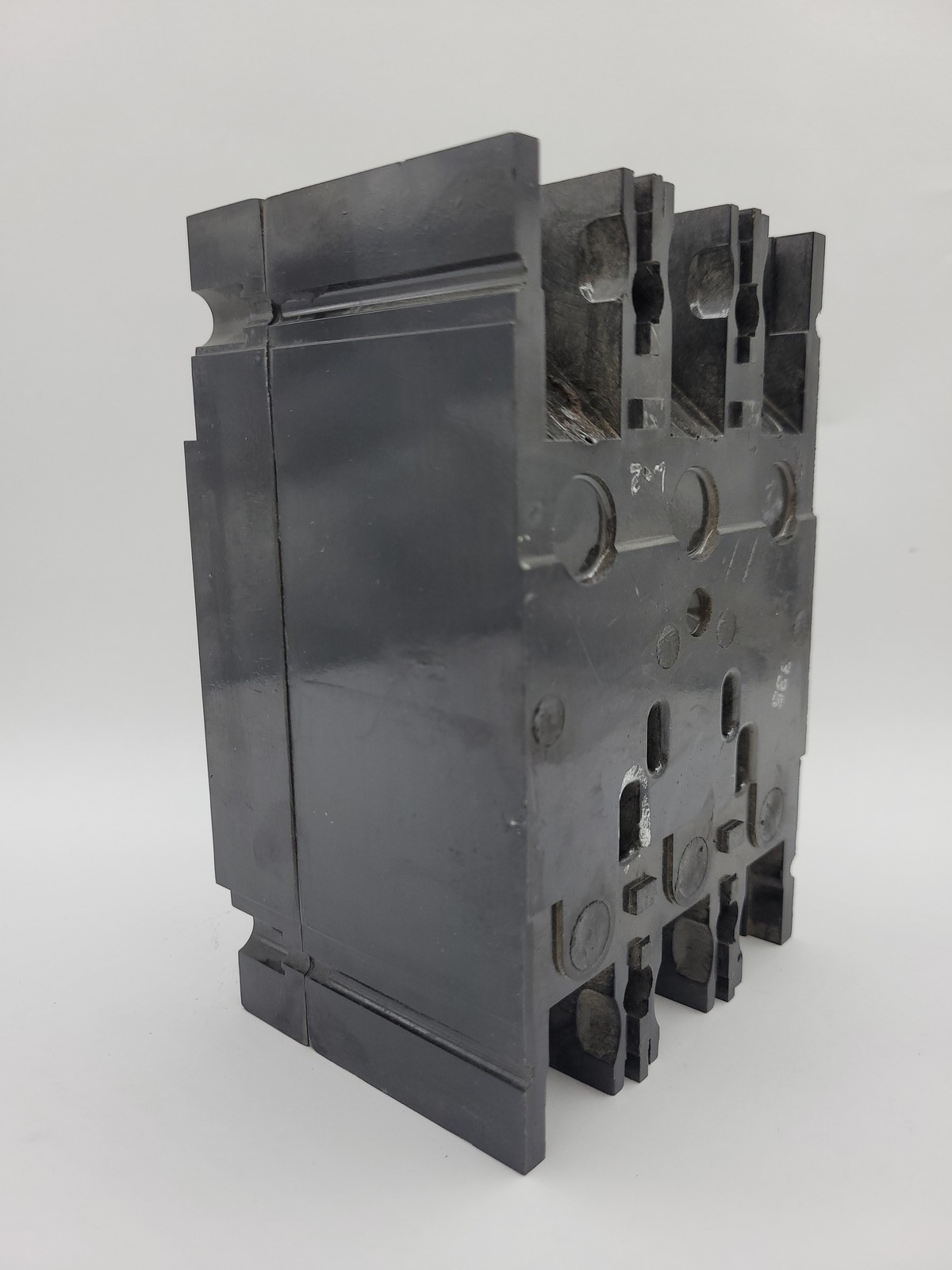 General Electric TED134050 Bolt-On Circuit Breaker 50A 3P 3PH 480V 14KA TED