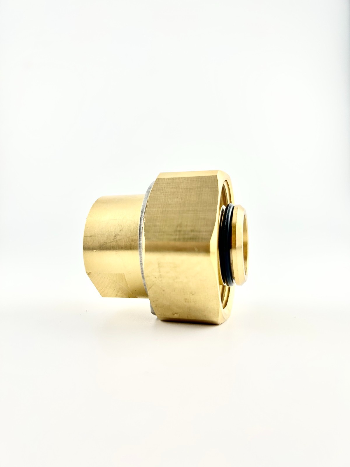 Engineered Controls 7590U-10 Chek-Lok Adapter 1-5/8″ UNF x 3/4″ FNPT Brass LP