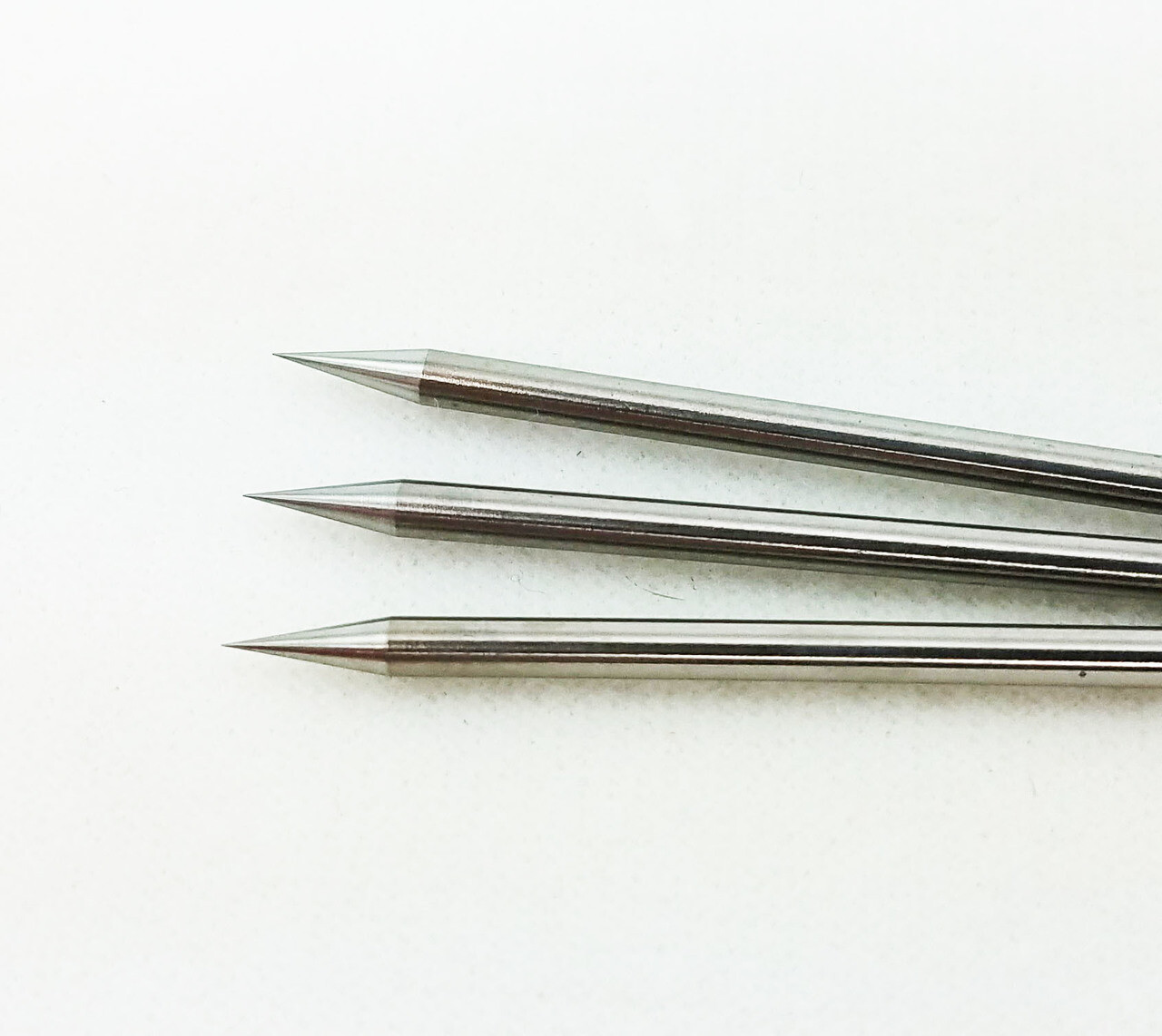 PreGround TIG Tungsten Sharpened Electrodes Purple (Rare Earth) 3/3” x 3.00” 5PK
