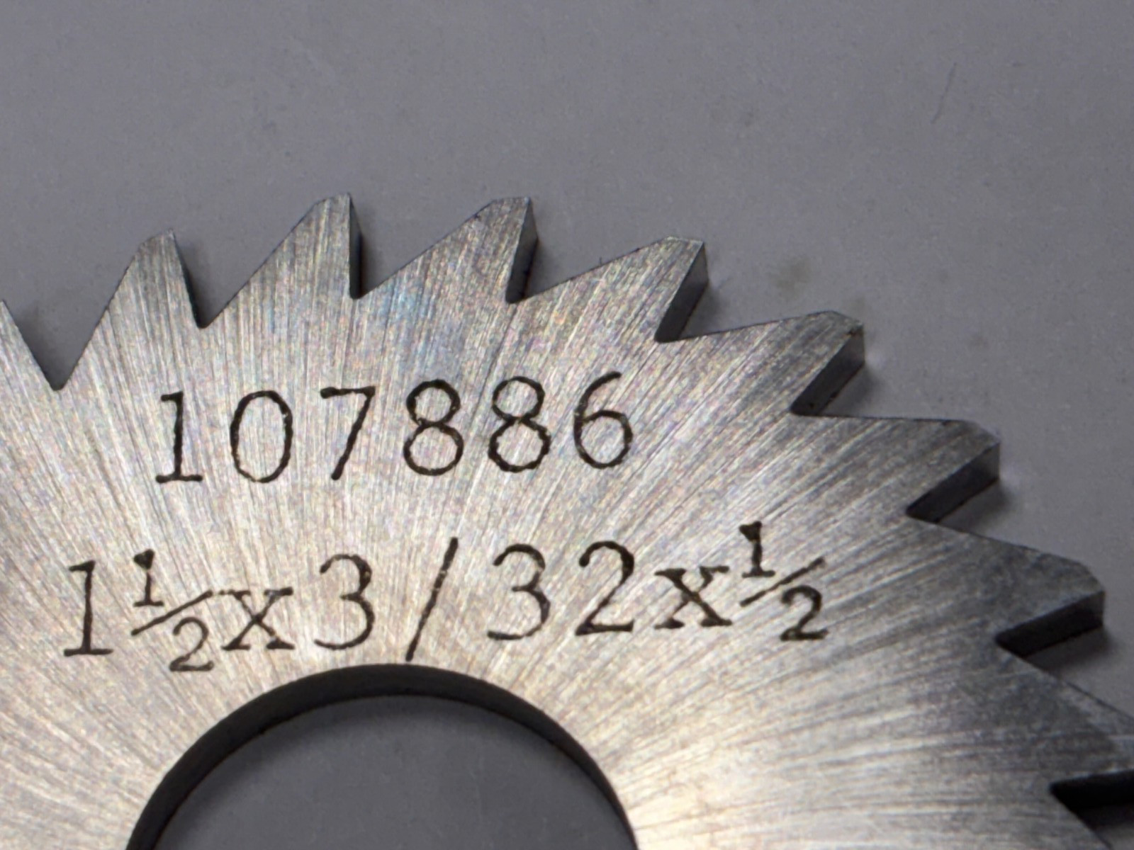 Value Collection OSPEC3688, 1-1/2″ x 3/32″ x 1/2″ HSS Slitting Saw Blade, 26 T