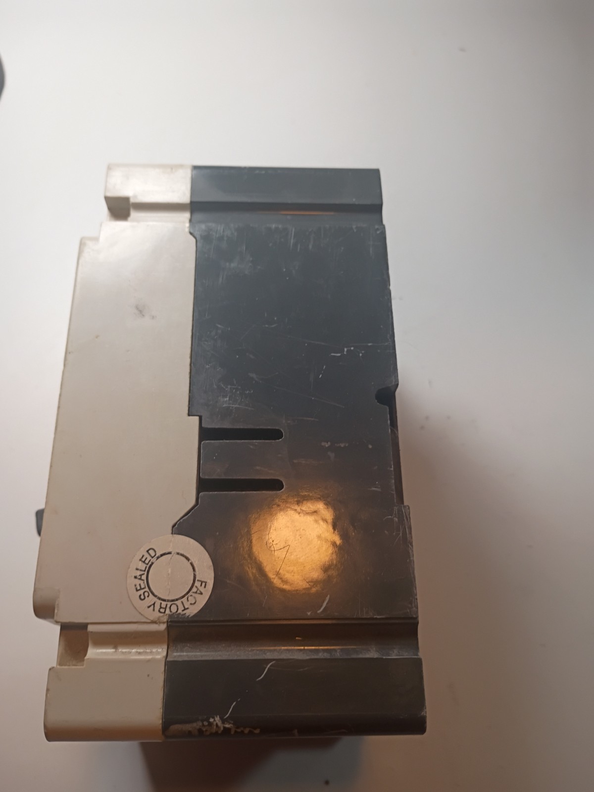 Eaton Cutler Hammer FD3225 Circuit Breaker 3 Pole 225 Amp 600V