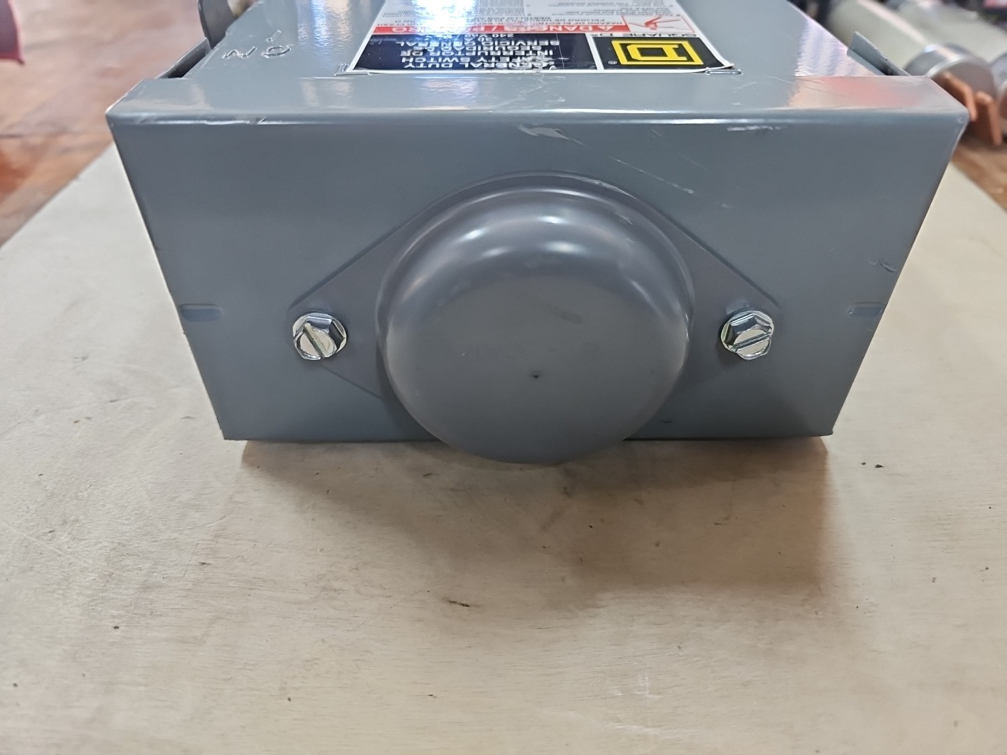 Square D D221NRB General Duty Safety Switch 240VAC 30A