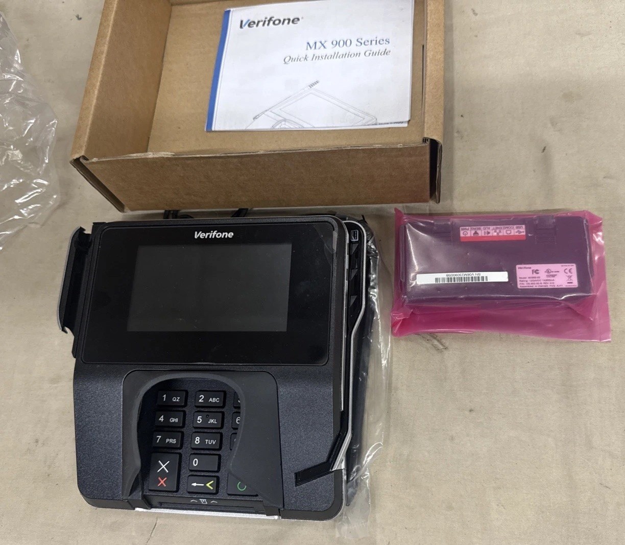 VeriFone MX 915 Credit Card Pinpad Payment Terminal M177-409-01-R PA0421100CNC2