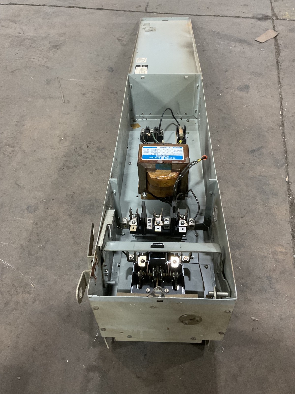 General Electric 75C142462G707 Busway FLEX-A-PLUG with 1KVA Transformer 480V 30A