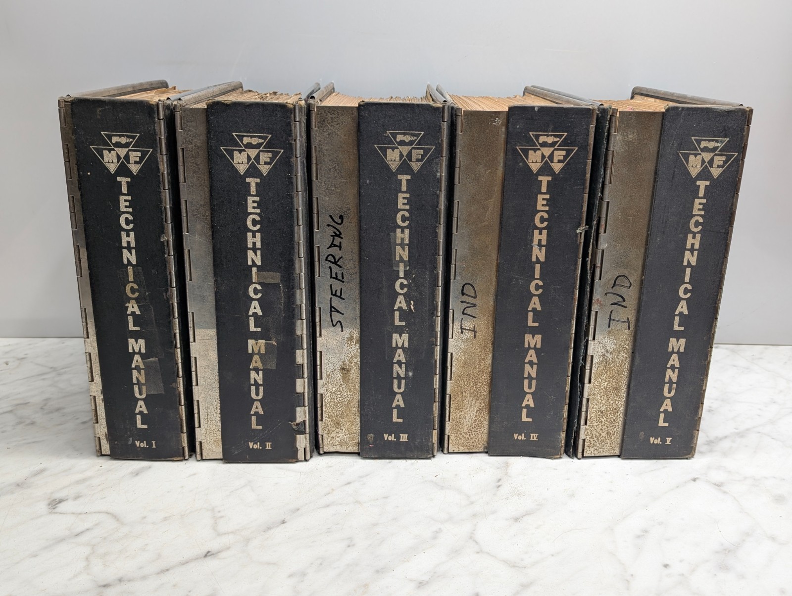 Massey-Ferguson Technical Maintenance Service Manual 5 Volumes Tractors+ MF 1969