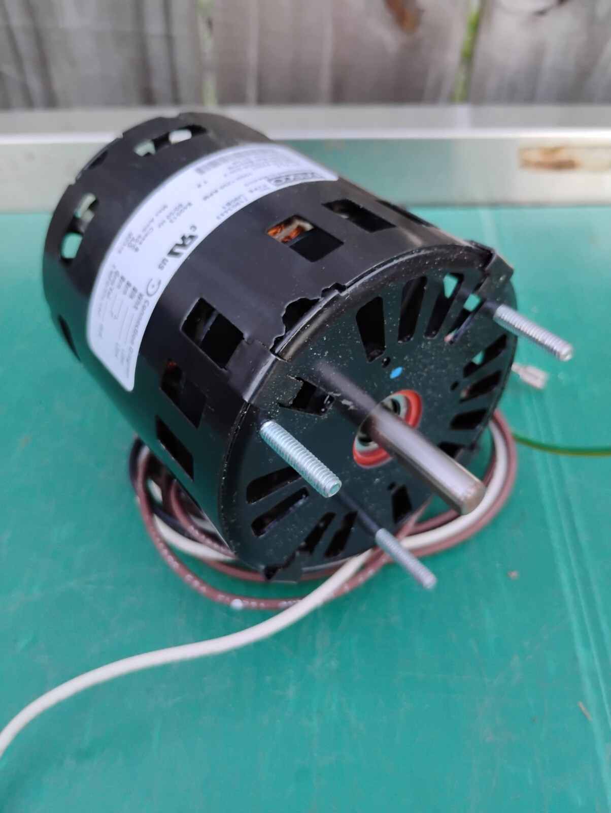 Fasco 71903443 Type U90B1 Motor Fan 208/230VAC .24Amp .01HP 1500/1250RPM 40007