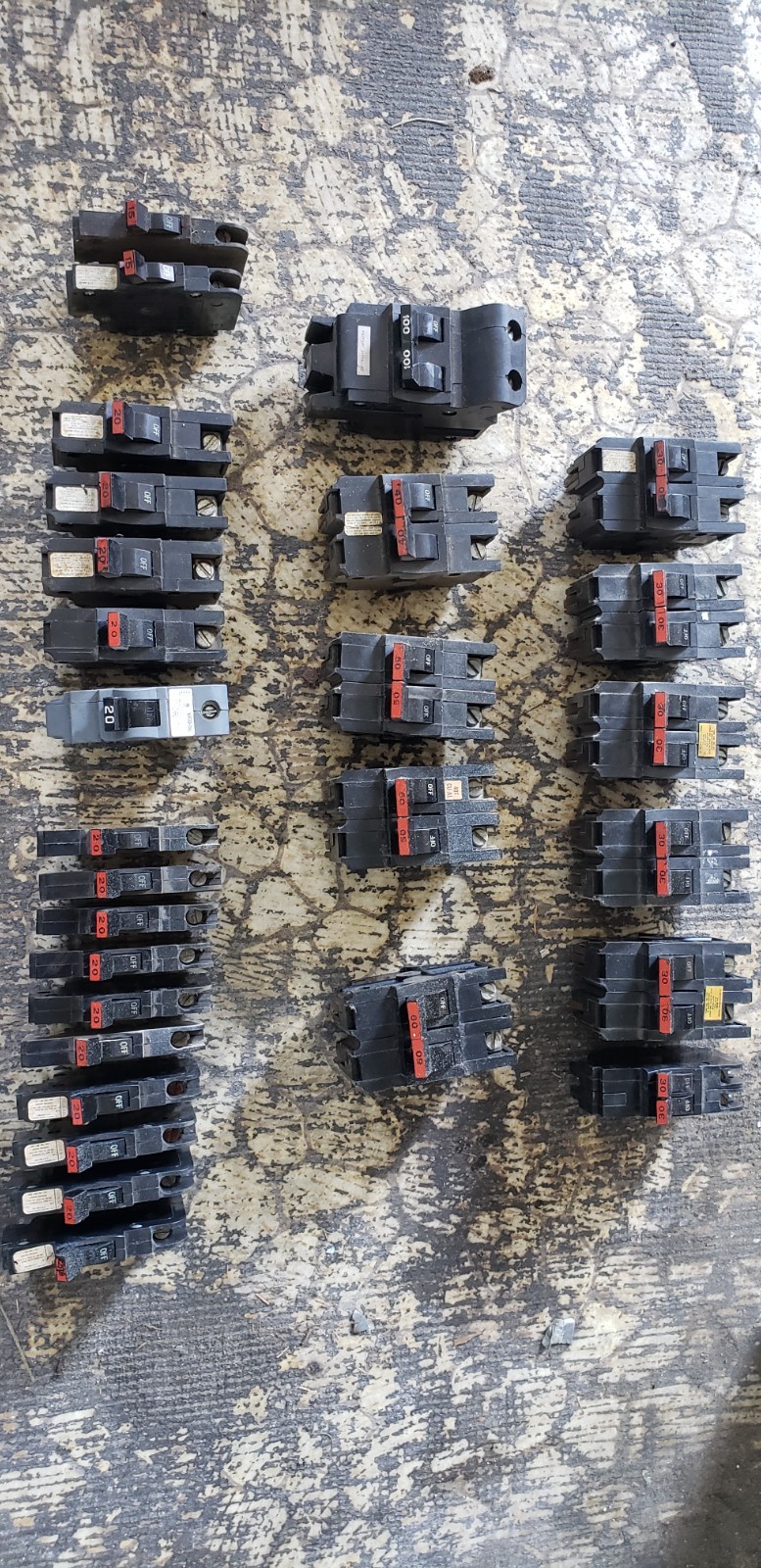 Lot of federal pacific stab lok breakers