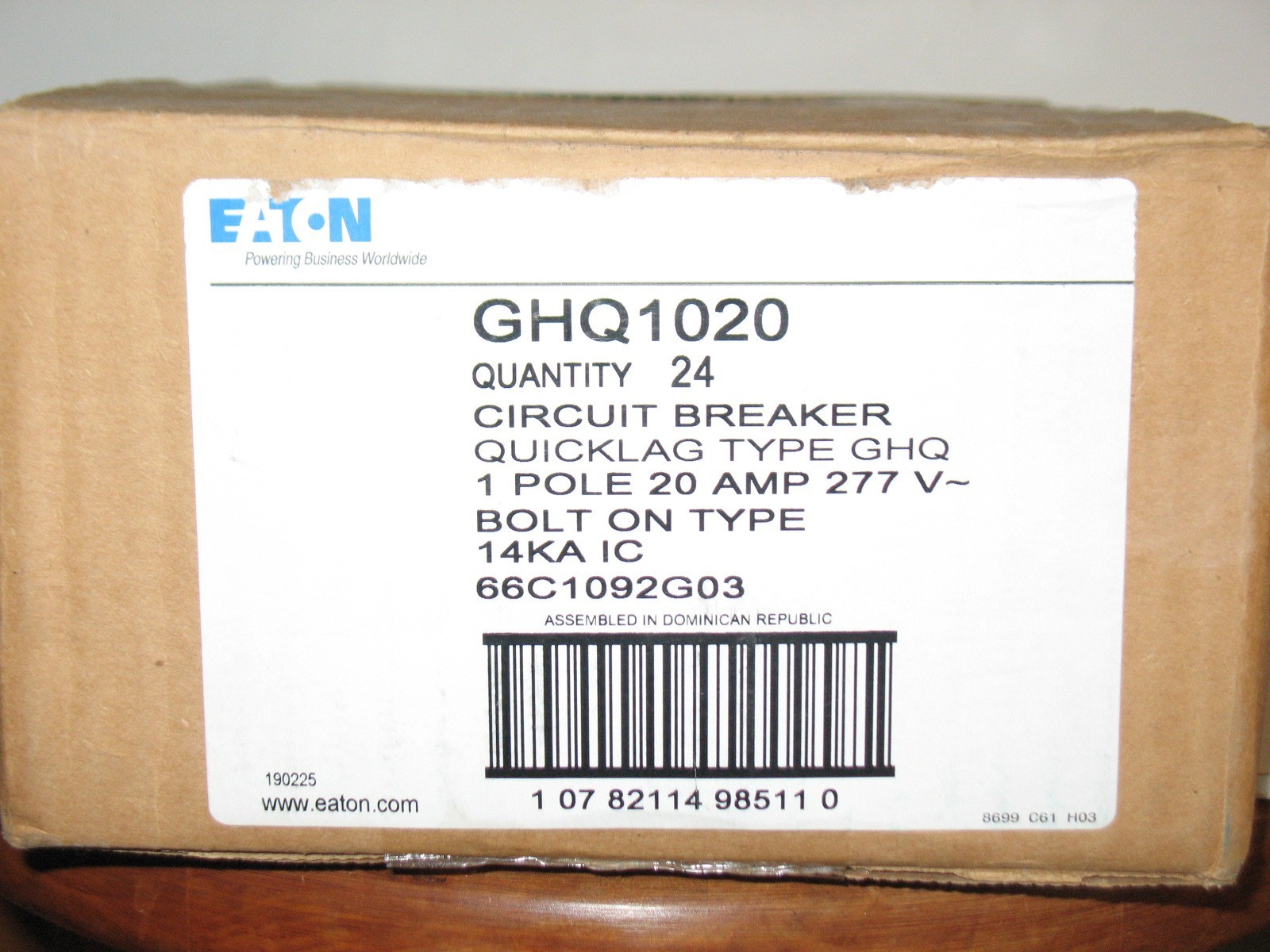 Eaton GHQ1020 20 Amp 14kA @ 277v 1 Pole Type GHQ Bolt-On Circuit Breaker (24)