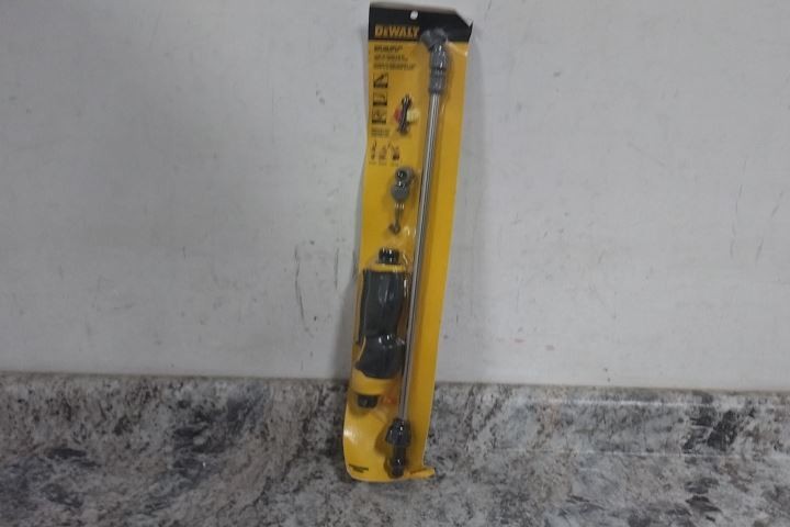 Dewalt 184766 30 In Overall L Backpack and Pump Sprayer Kit