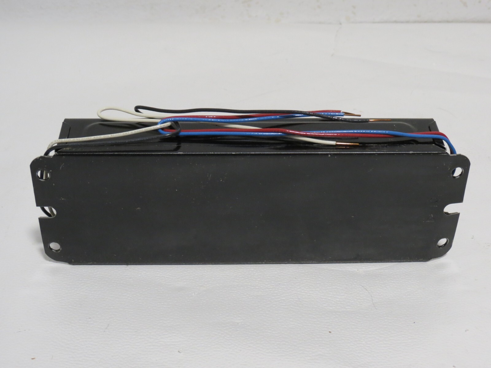 UNIVERSAL 213-TC-P BALLAST 120V 2-LAMP