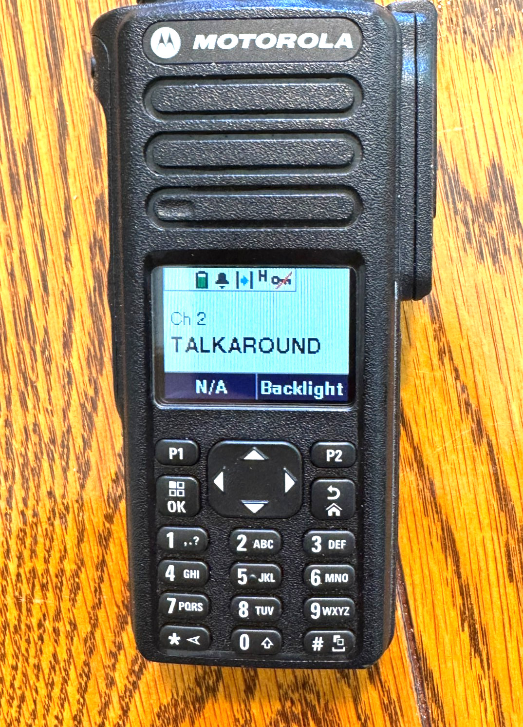 Motorola XPR7550e 403-512 MHz UHF AAH56RDN9WA1AN great condition