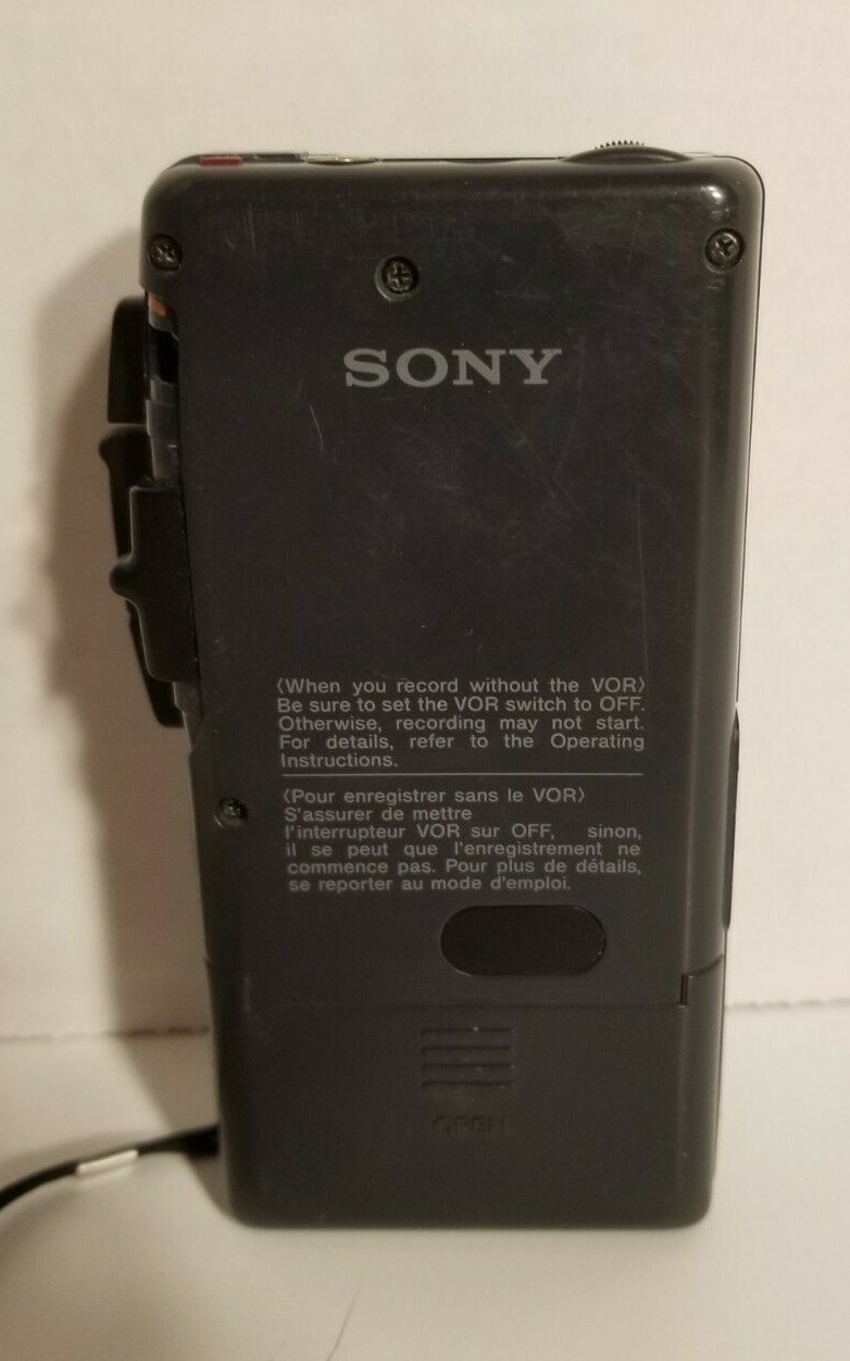 For PARTS! Probably needs Belt Sony M-507V Voice Operated Microcassette Recorder