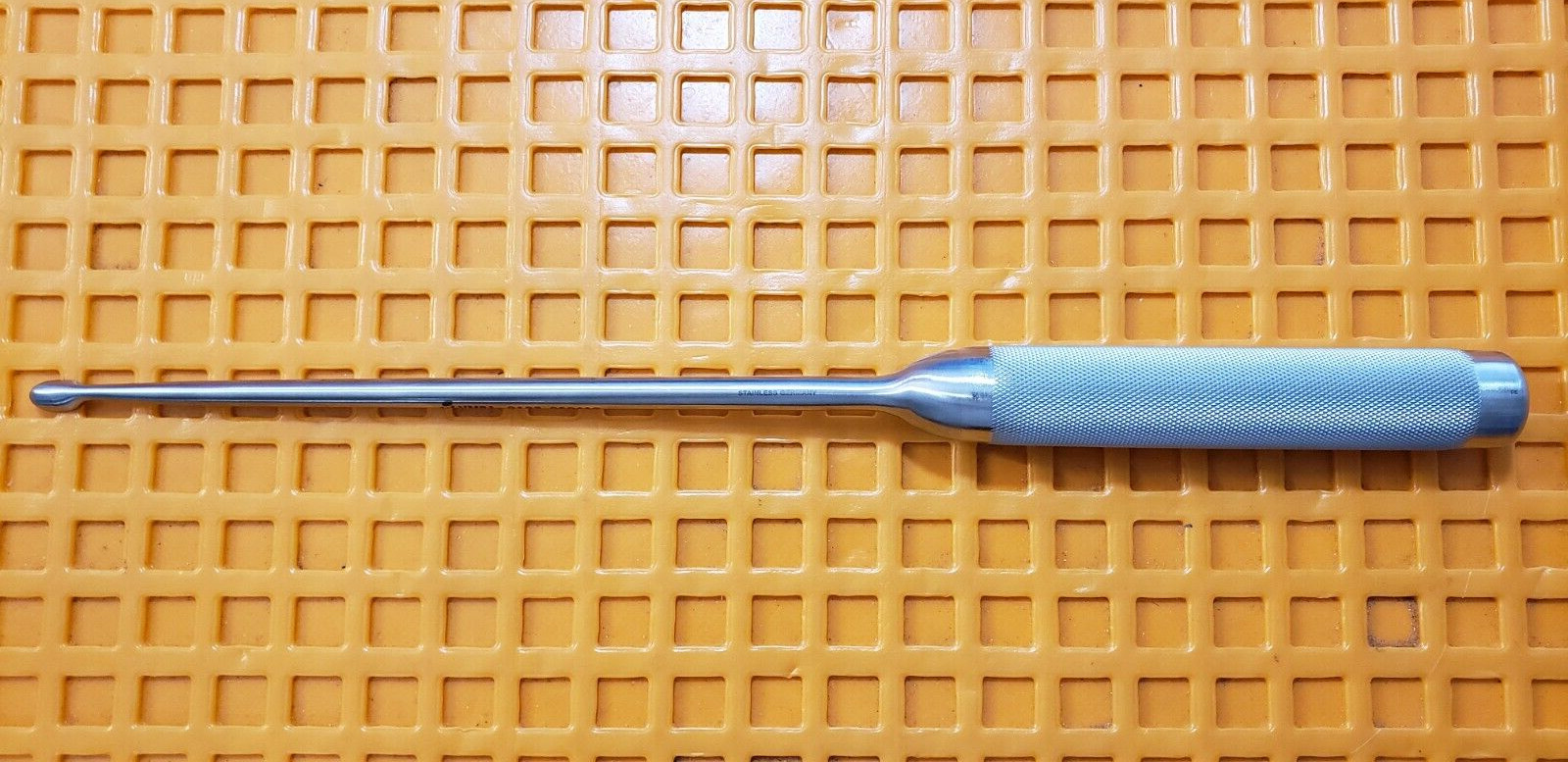 V.Mueller VM81-9123 Surgical Orthopedic Wallie-Heinig Curette 15″ Size #3