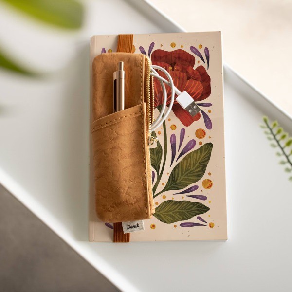 240pg Blank Notebook 8.25"x5.75" Burgundy Bloom with Carmel Crinkle