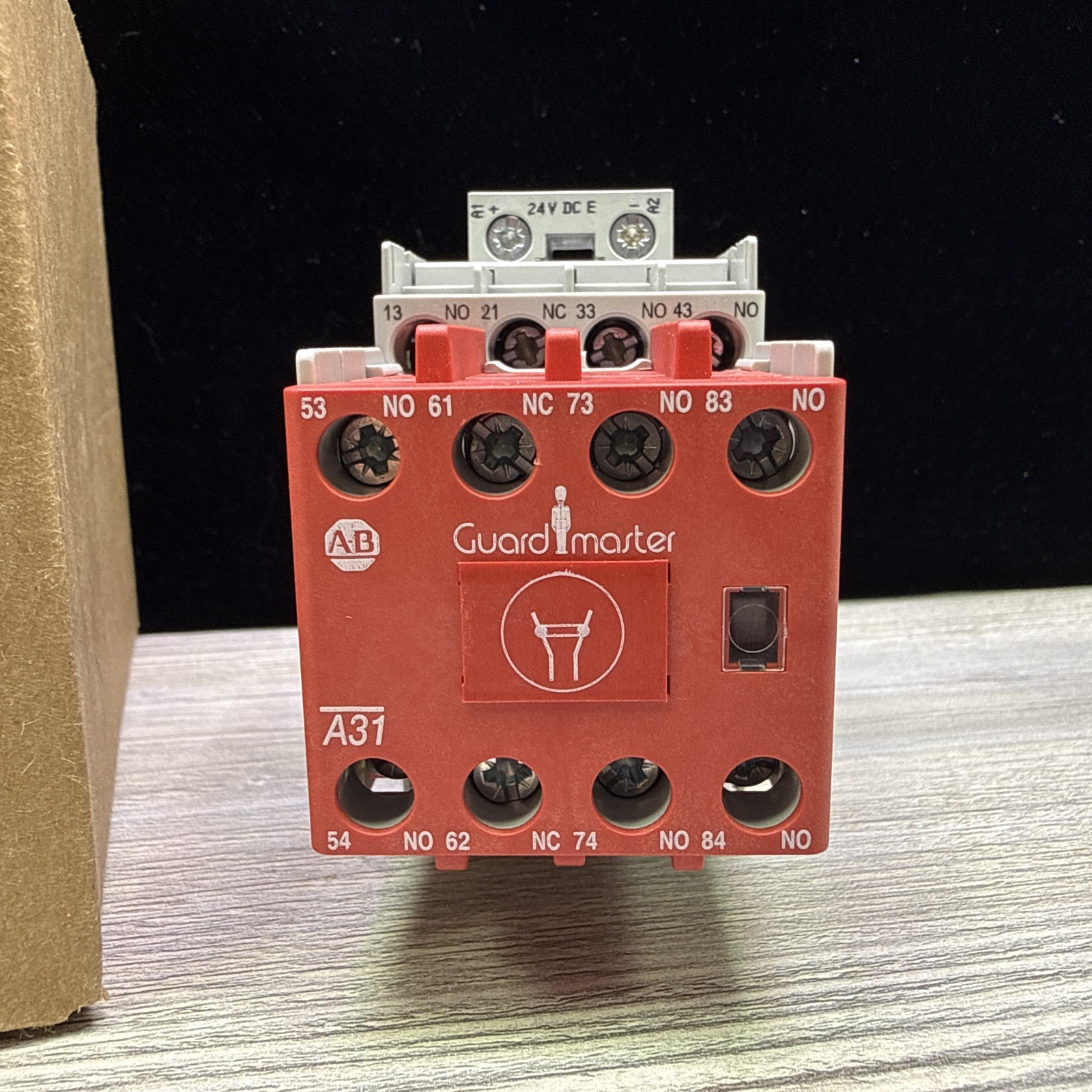 Allen-Bradley 700S-CF620EJC Guardmaster Safety Control Relay