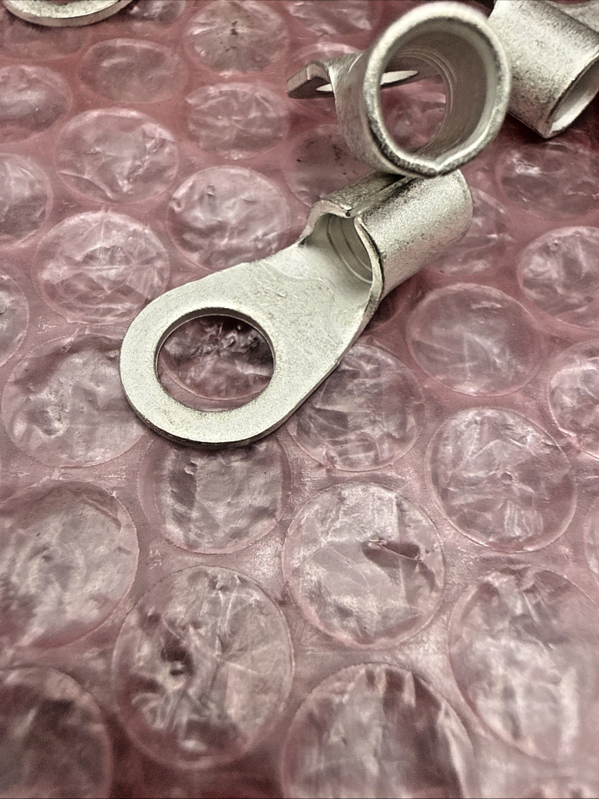 Burndy Ring Terminal YAD6CM8E516 #6 Str CU Flex 5/16″ Stud – Bulk Box of 200 NEW