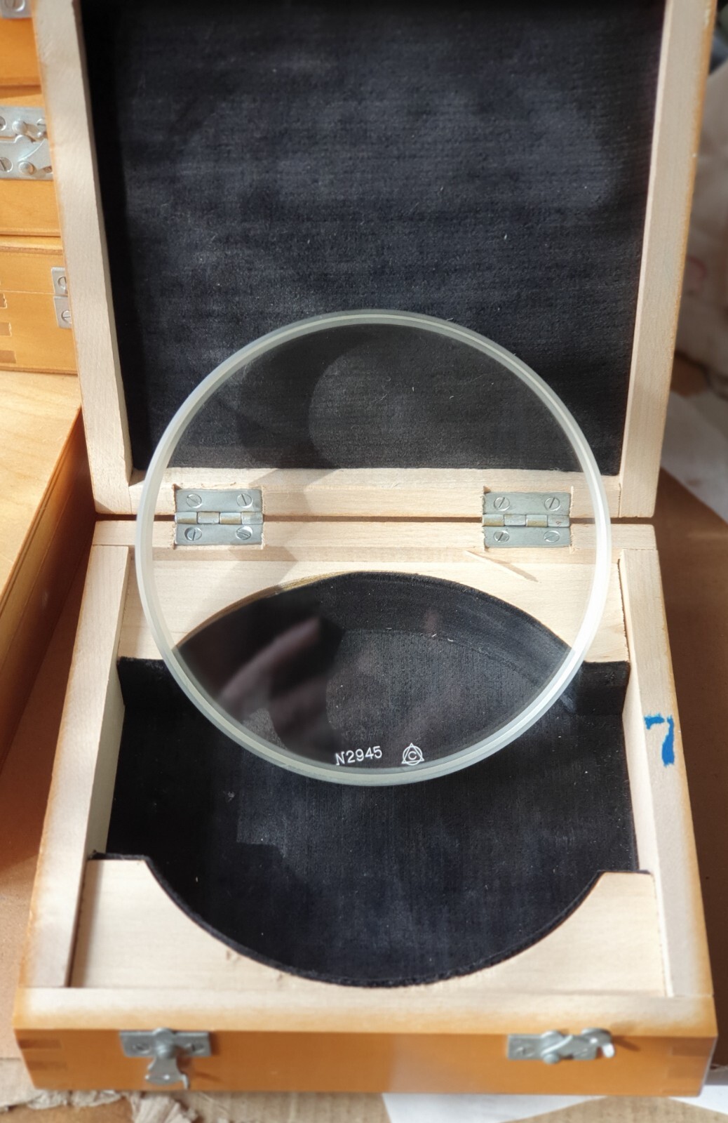 Optical Flat Parallel – Bottom 120mm in a wooden box .