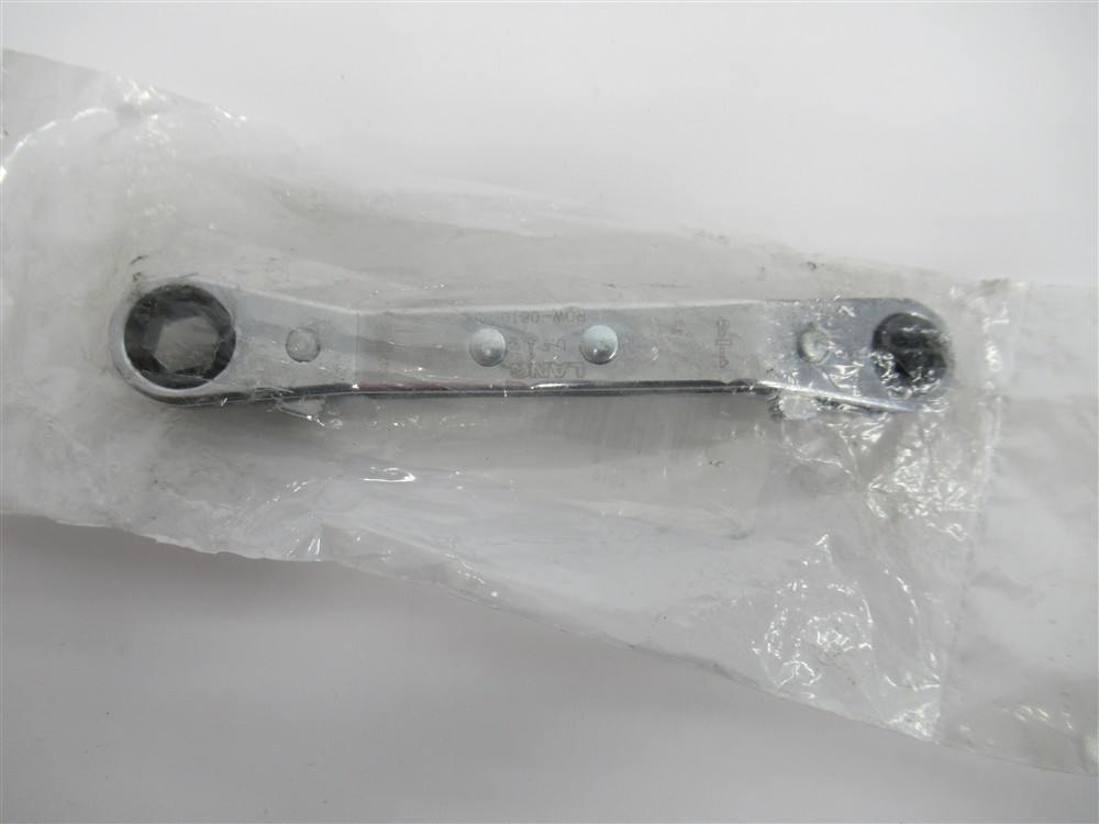 Lang Tools ROW-0810 1/4″ x 5/16″ Offset Reversable Ratchet Wrench