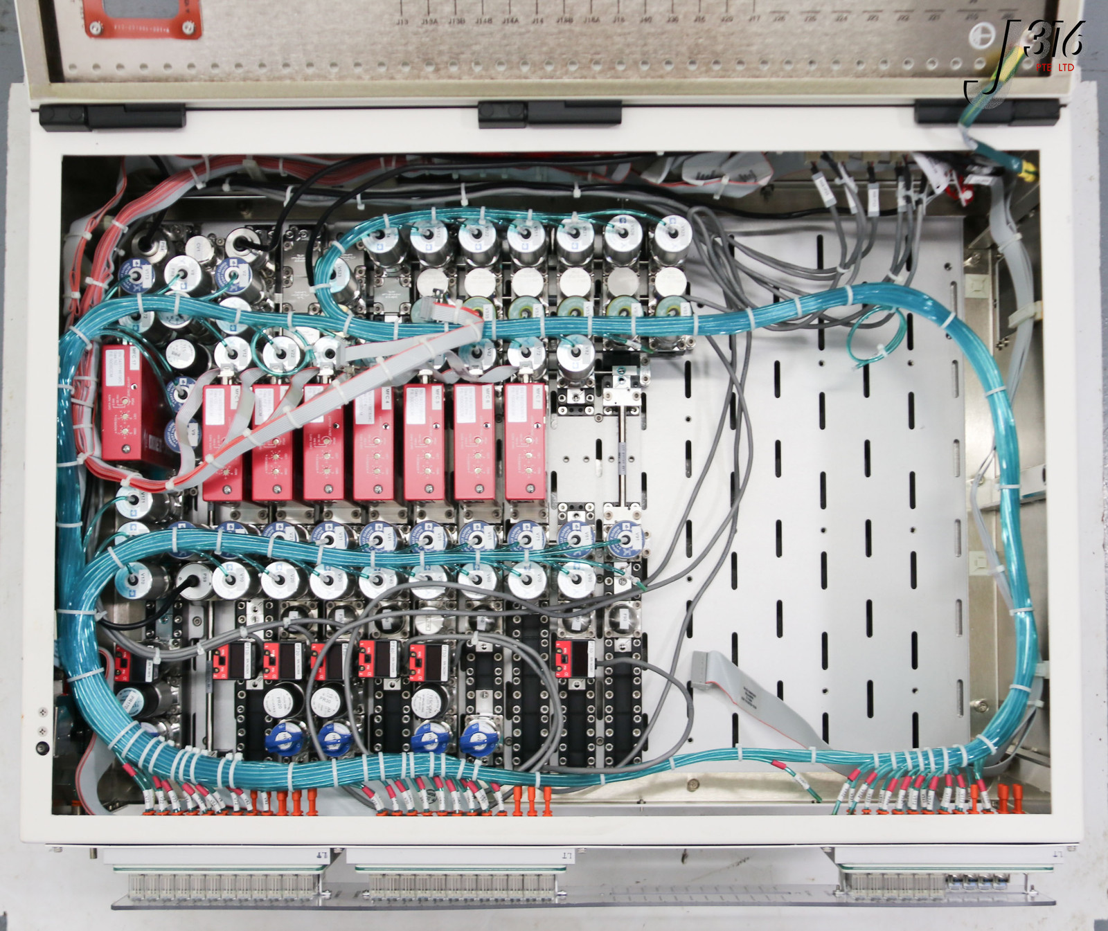 37532 LAM RESEARCH 16-LINES IGS GAS BOX 846-035344-002