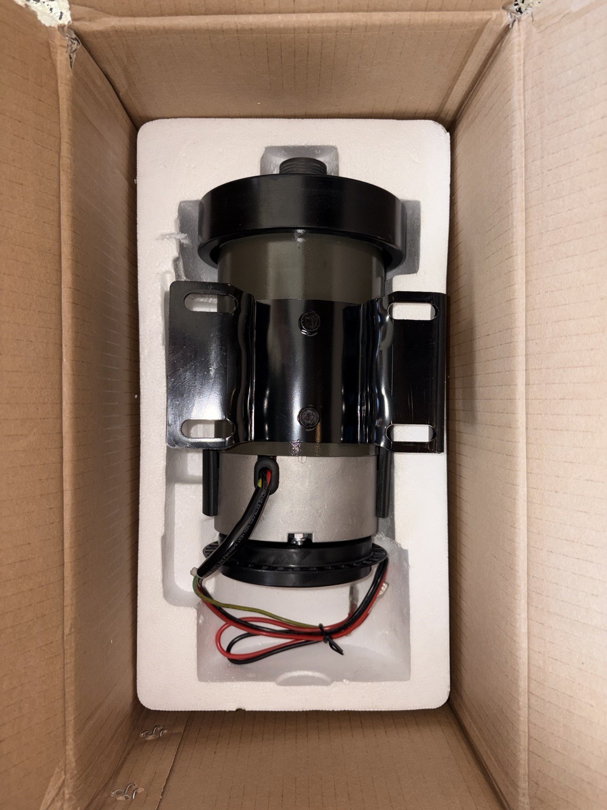 Wanrui WA147 New Treadmill DC Drive Motor, 2.25 HP, 90V, 4000 Rpm,
