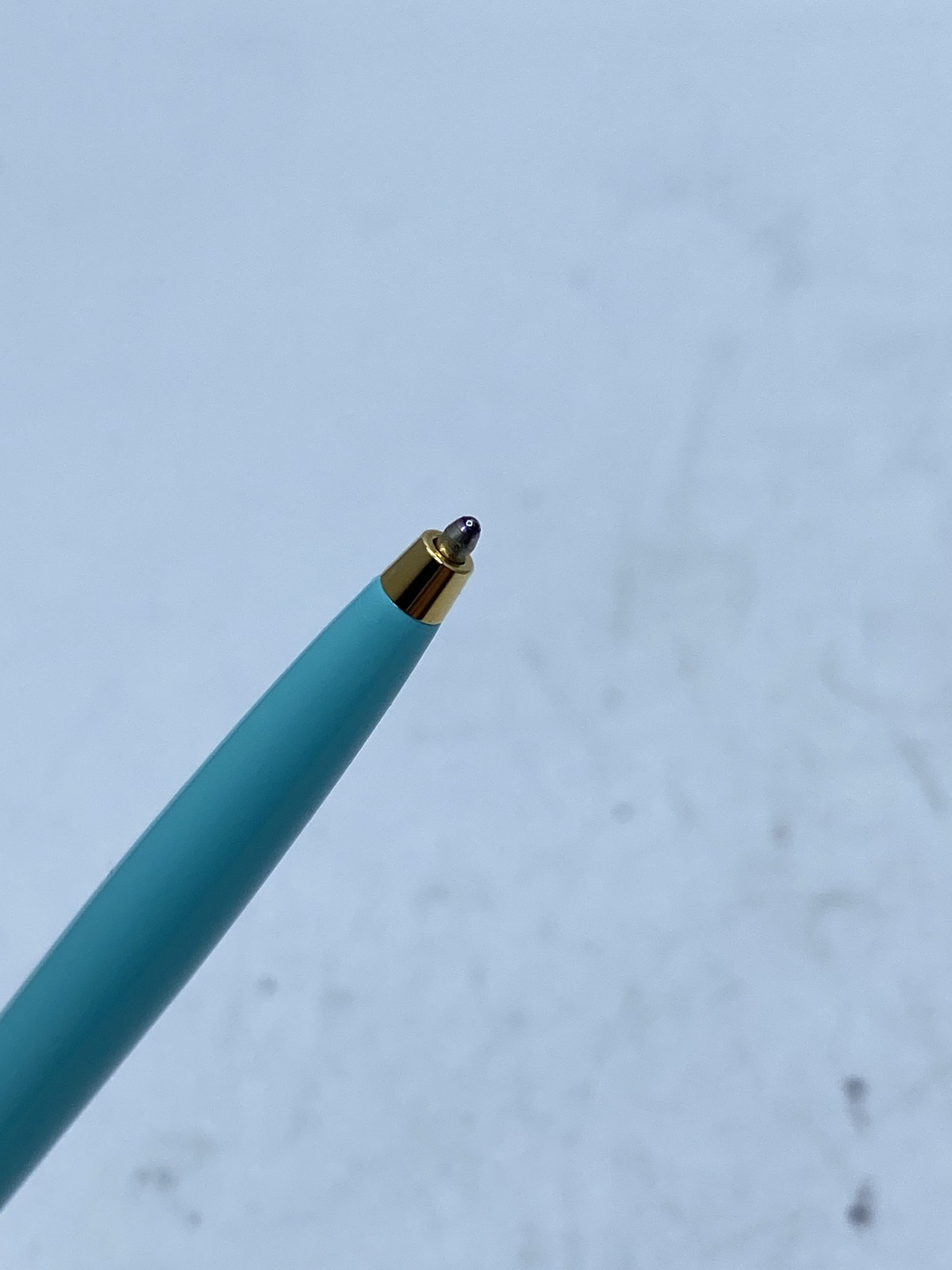 Tiffany & Co. Tiffany Blue Enamel and Gold Tone Ballpoint Pen Germany 4.5″