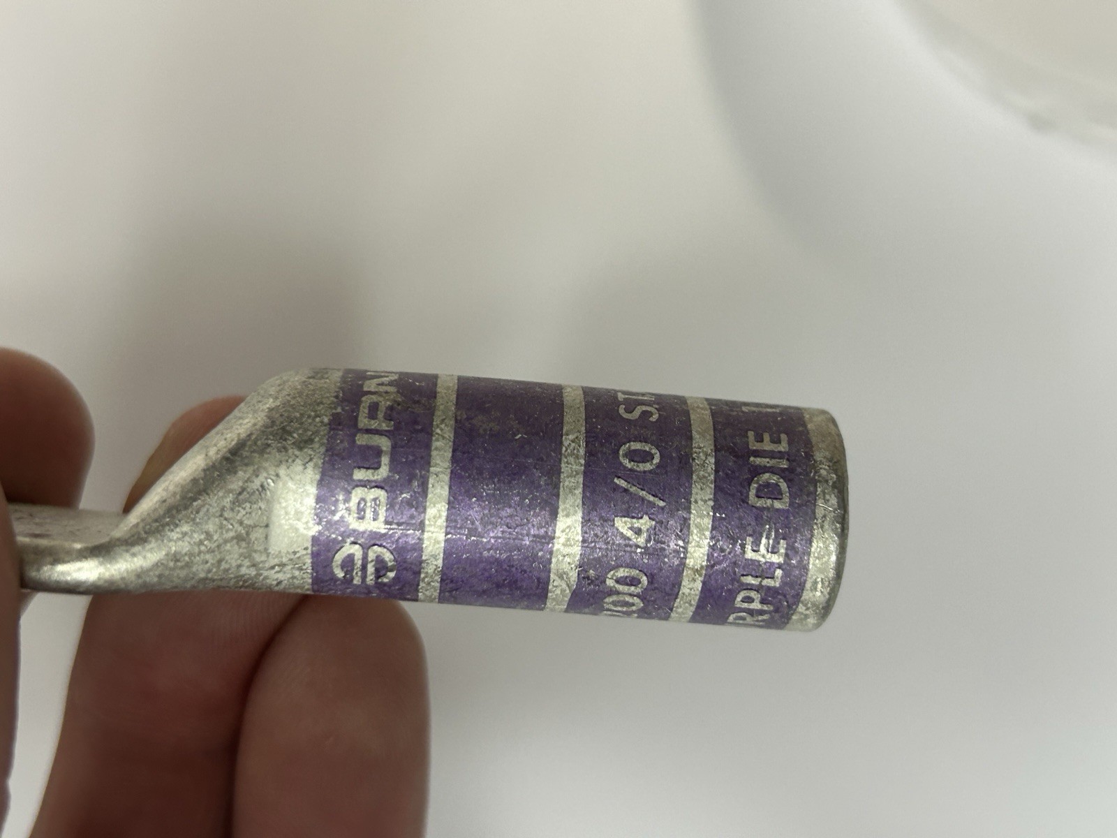 Lot of 7 Burndy YA28-2N 4/0 AWG Copper Compression Lugs 2-Hole Purple Die 15