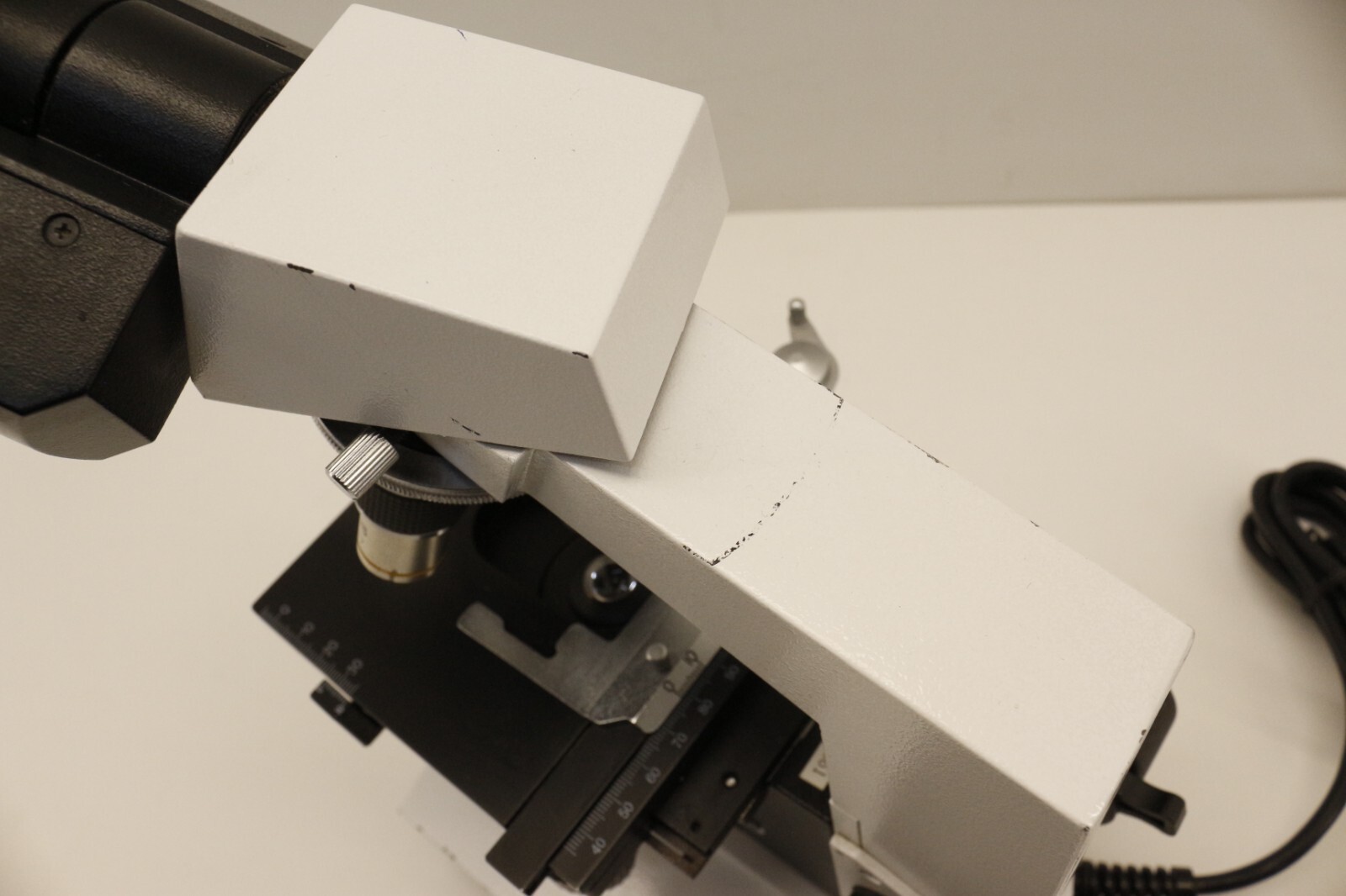 Unico G300 Binocular Microscope with 4 Objectives (4X/10X/40X/100X) #3
