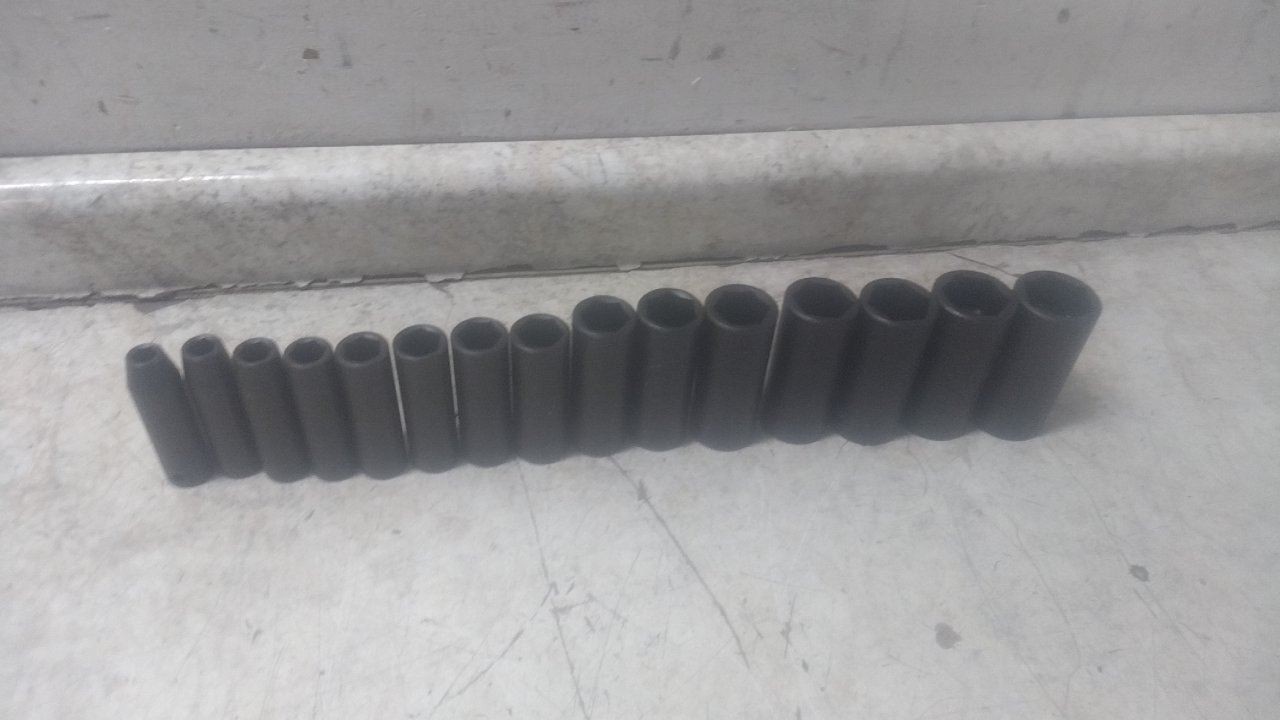 Proto J74114 15 Pc 3/8 – 1-1/4 In Socket Size 1/2 In Drive SAE Impact Socket Set