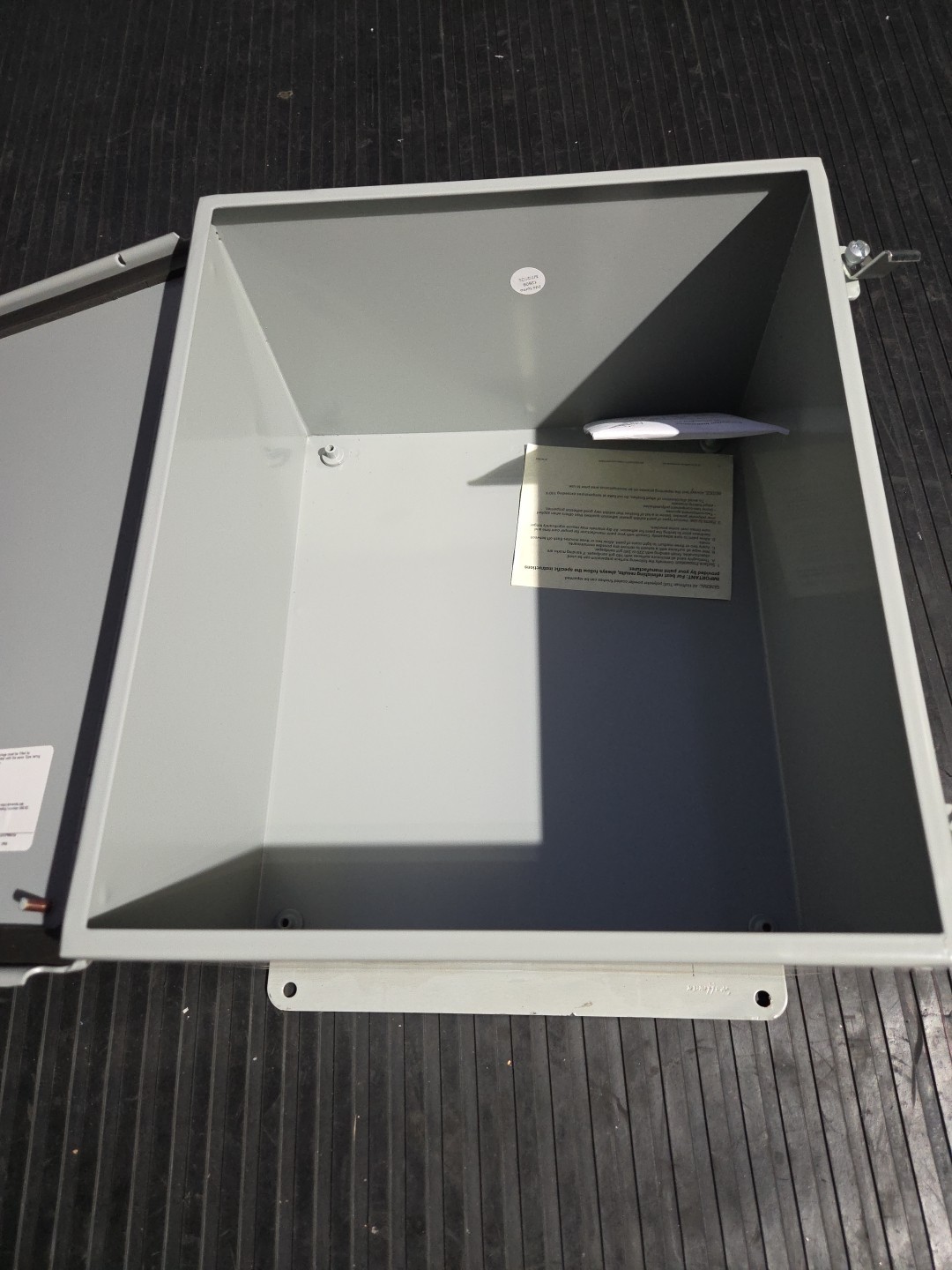 Hoffman Nvent A14128CH Enclosure Junction box 14x12x8″ Gray CSA TYPE USED