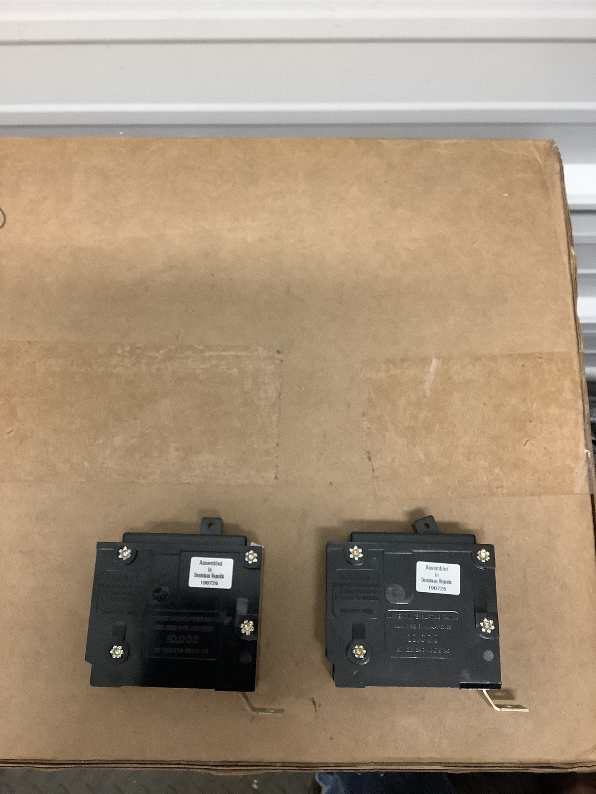 Cutler Hammer Circuit Breakers 120/240 Volt AC