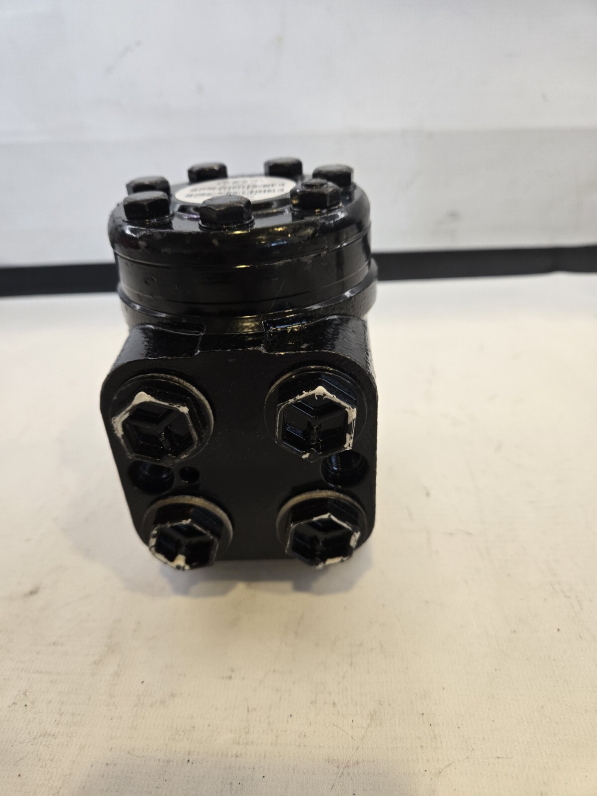 NEW Danfoss: 150N1231 OSPC 80 ON Steering Unit 393B0550 (FREE SHIPPING!)
