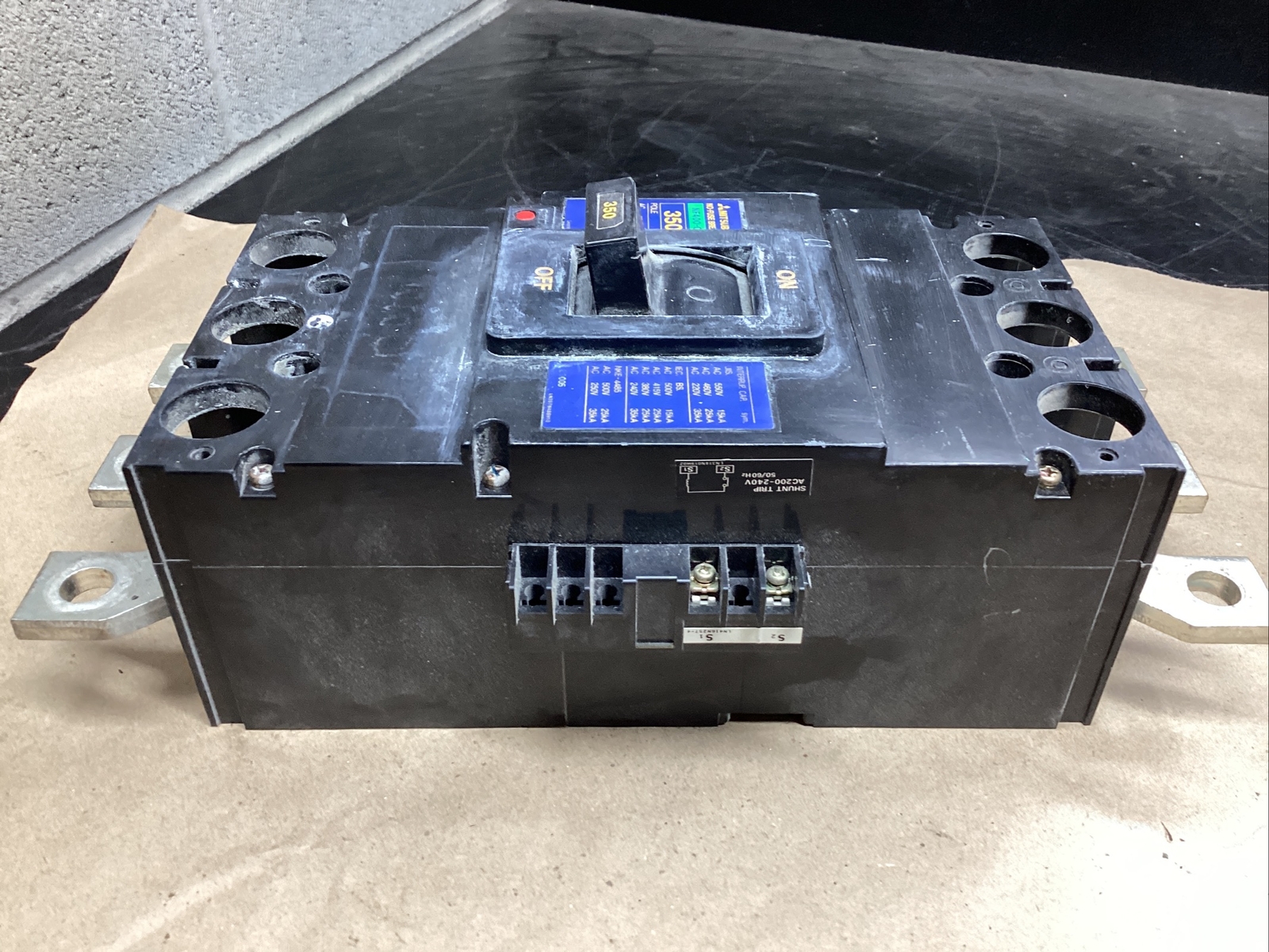 MITSUBISHI NO-FUSE BREAKER NF400-CS / 350 AMP 3Pole #273D23PR5