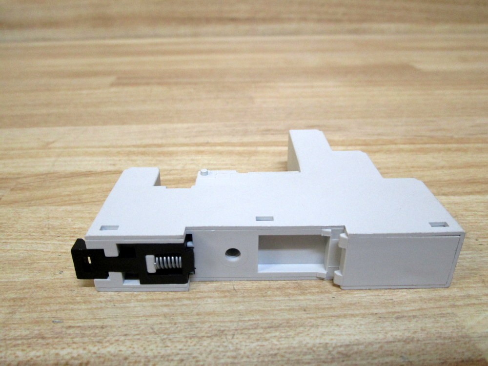 Allen Bradley 700-HN221 Relay Socket 700HN221