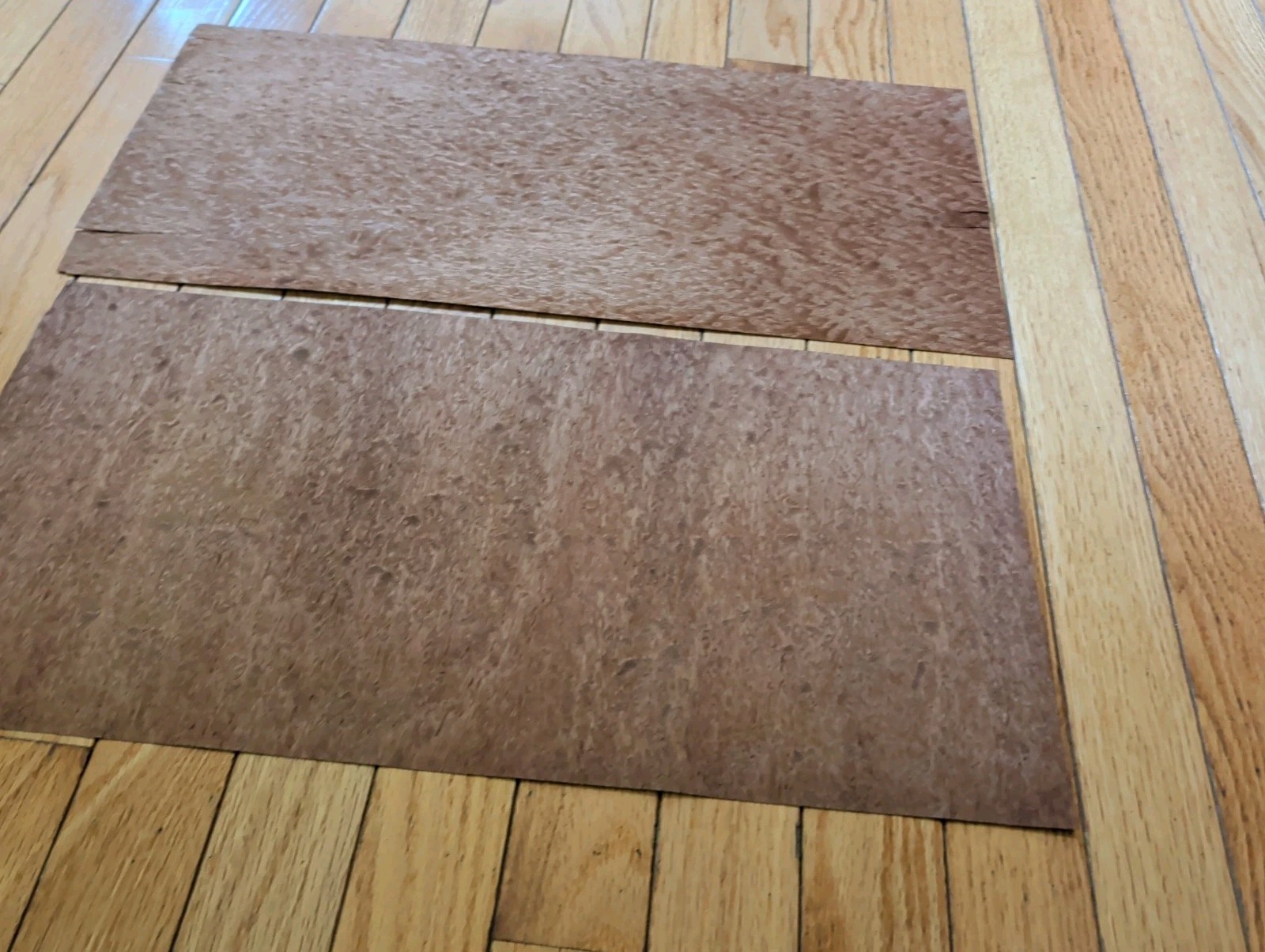 2 pcs sapele pomelle mahogany wood veneer 9 3/4″ x 19 3/8″ each 1/42″ cracks