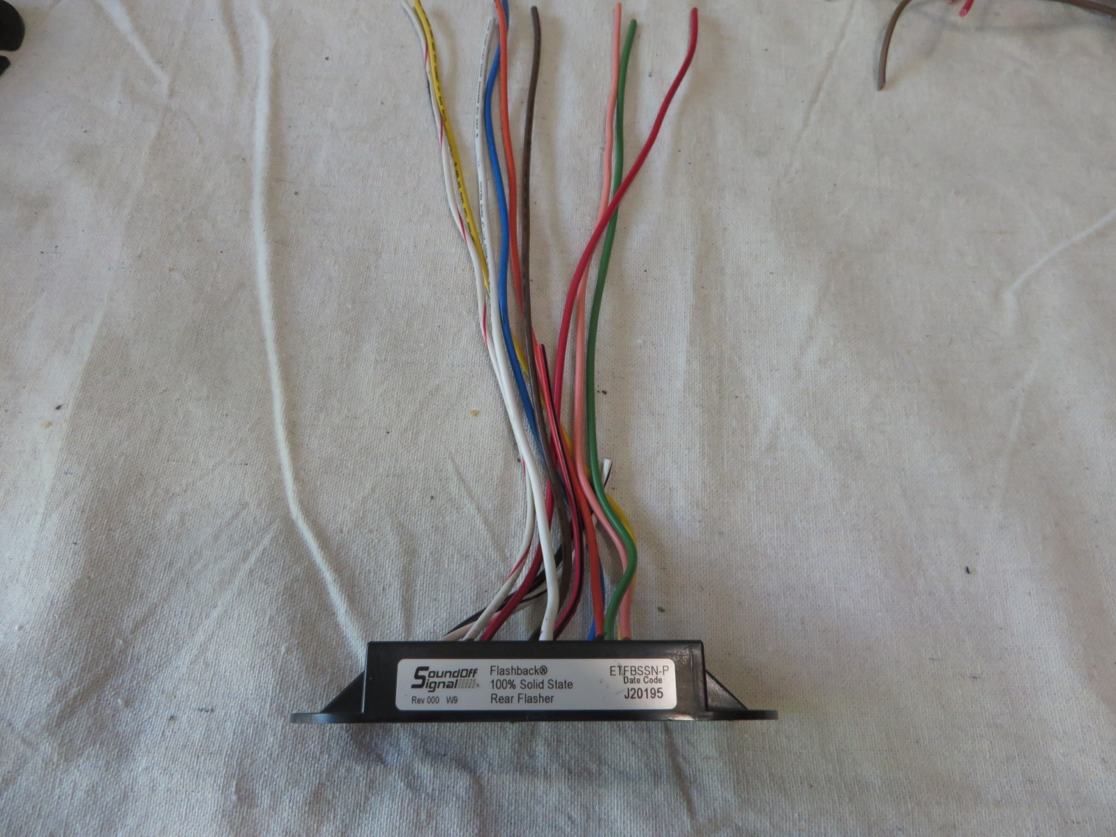 SOUNDOFF SIGNAL FLASHBACK REAR FLASHER ETFBSSN-P