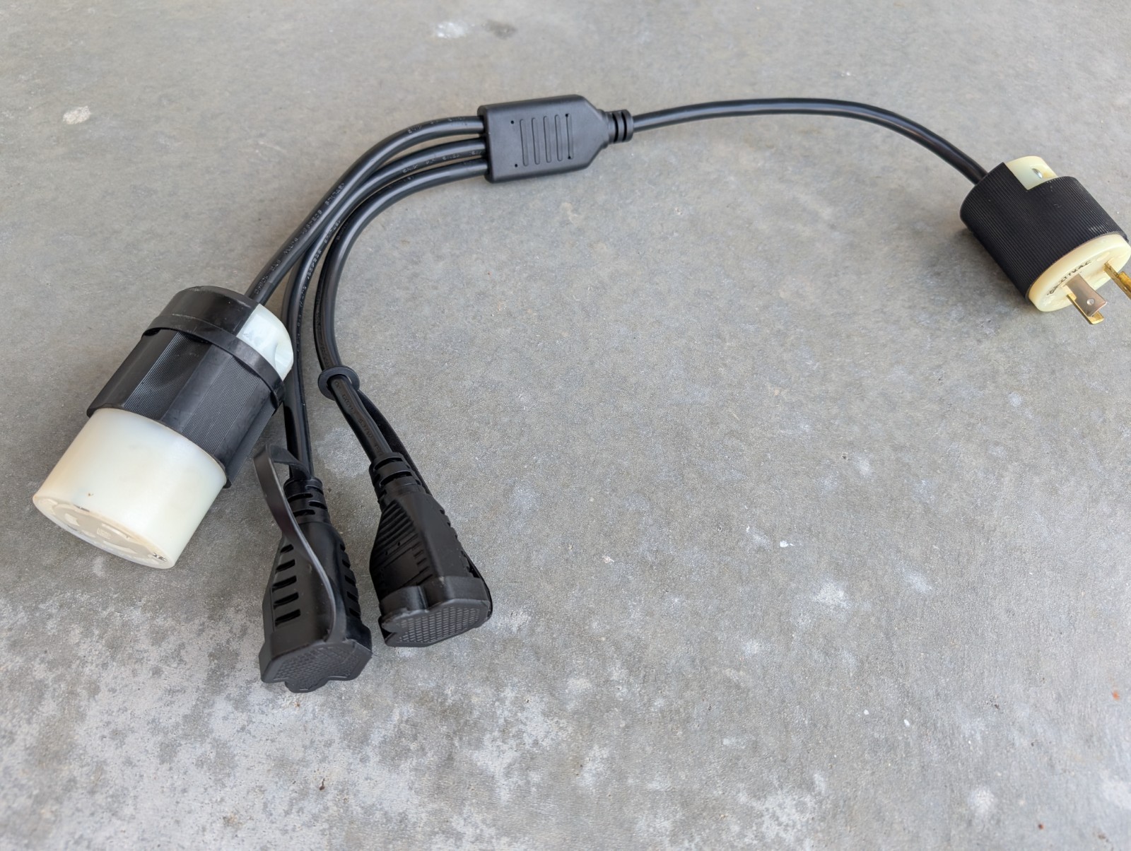 24 inch 1 to 3 Outlet Locomotive Refrigerator Adapter Splitter Cable Plug Cord