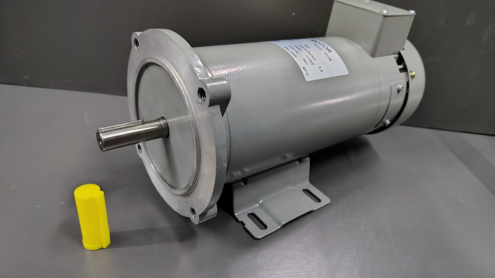 1HP DC MOTOR FRAME 56C 24VDC 1750RPM TEFC 24V PERMANENT MAGNET