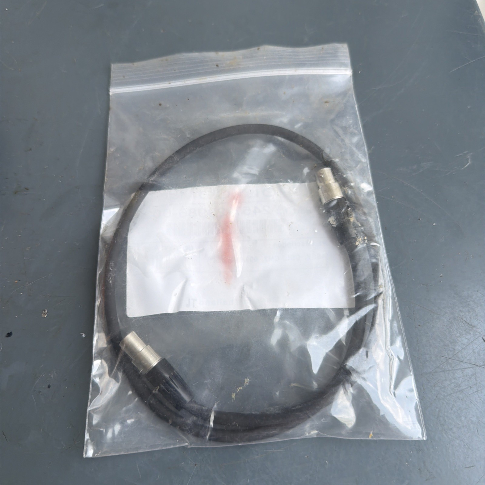 Polycom 2457-23986-002 HDX Ceiling Microphone Array drop cable 24”