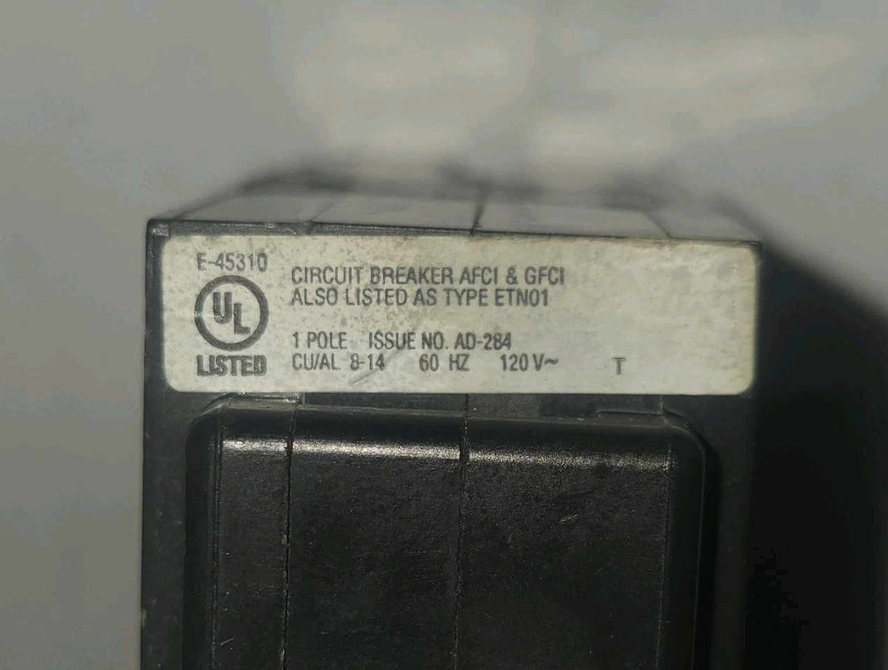 Eaton BRP120DF 120 20A 1-Pole Circuit Breaker