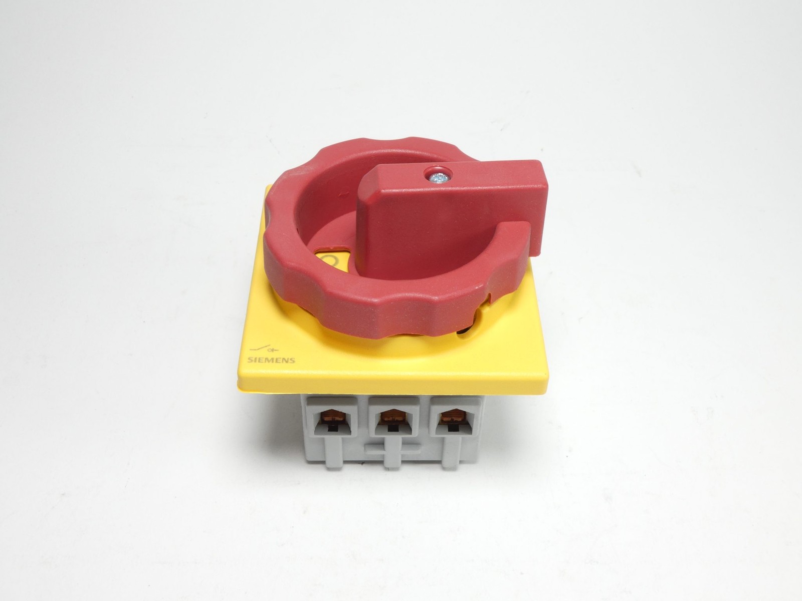 Siemens 3LD2504-0TK53 Switch Disconnector 3P 63A 400V 22kW – NEW Surplus!